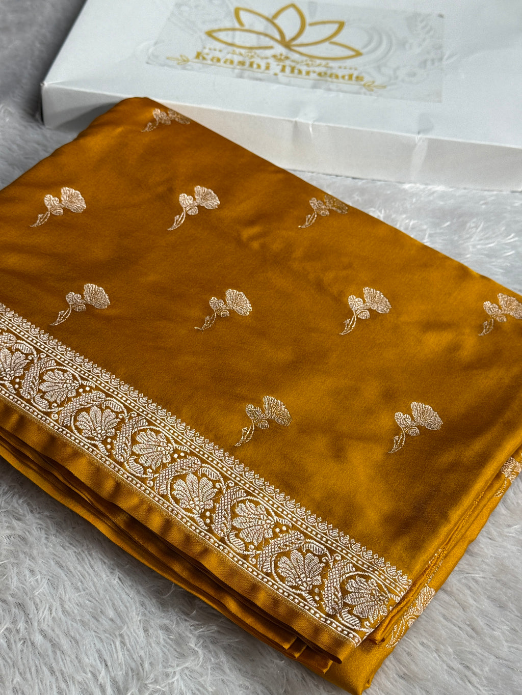 Premium Yellow Banarasi Mashru Kataan Silk Saree with Jaal Weave & Rupa-Sona Zari MKS119