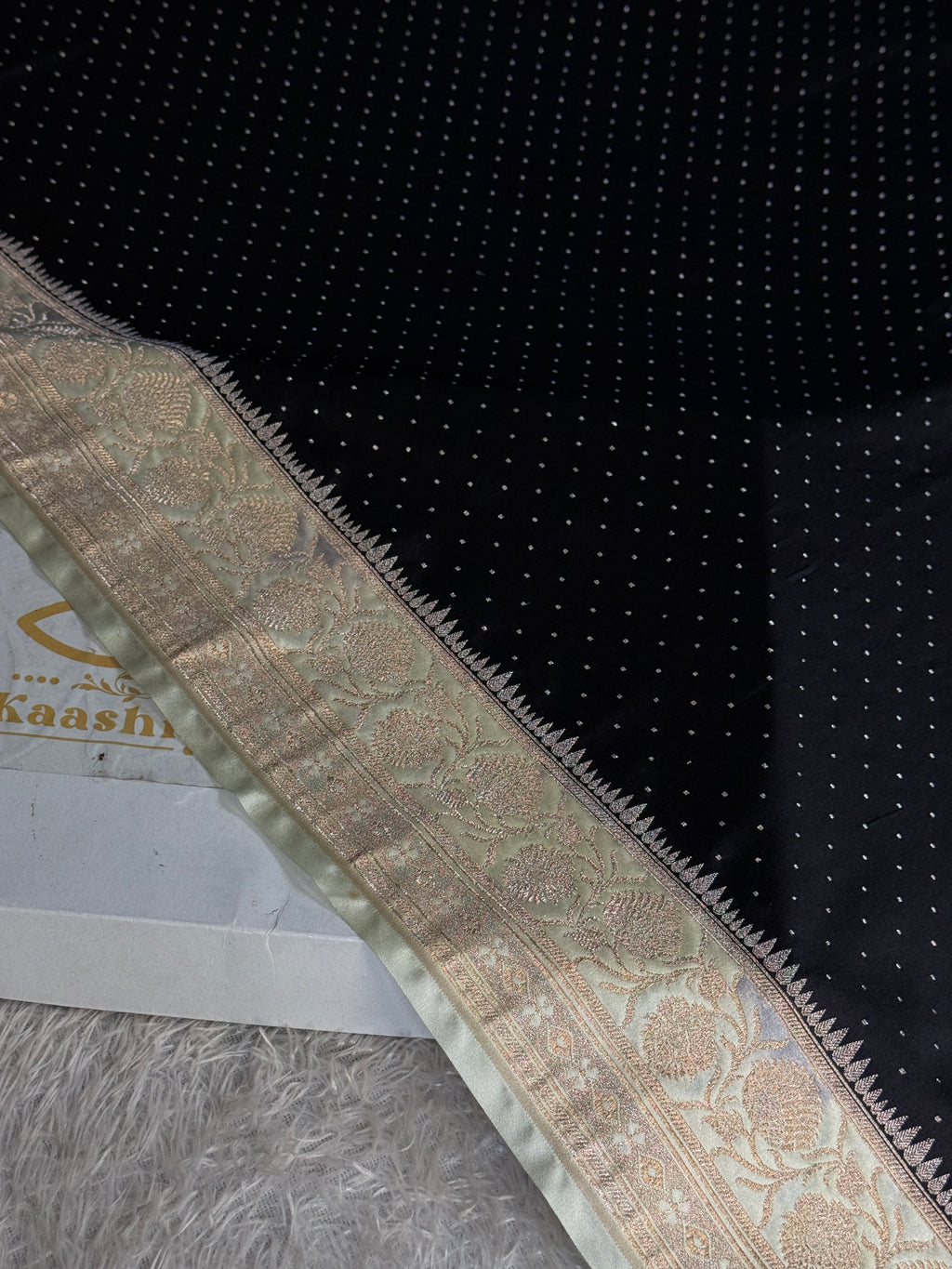 Black & Beige Chunri Zari Woven Saree with Rich Pallu – MKS832