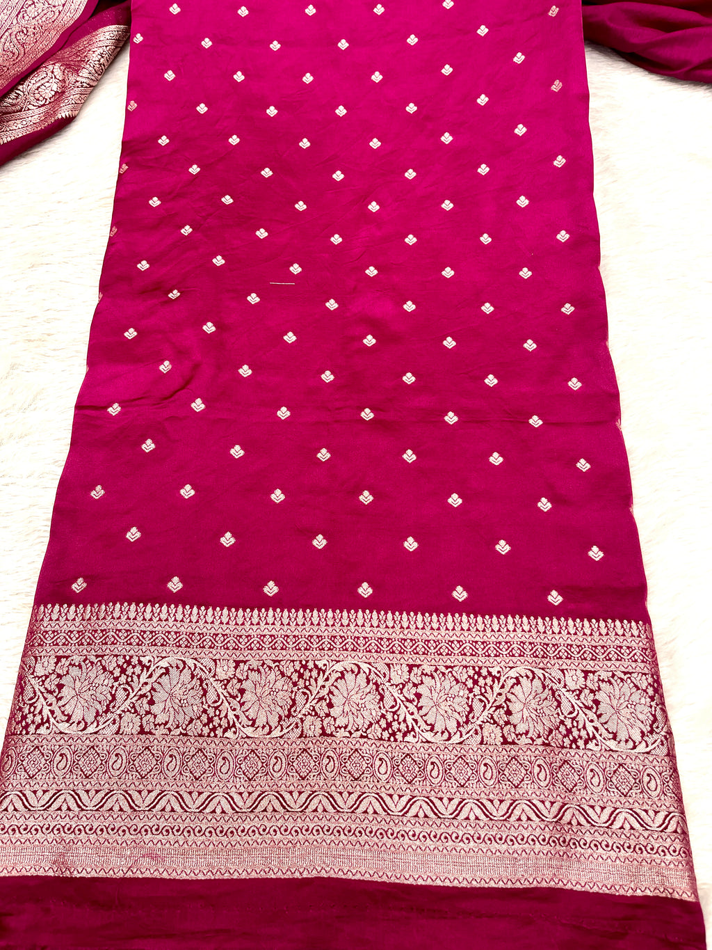 Mashru kataan Buti Suit MSS002