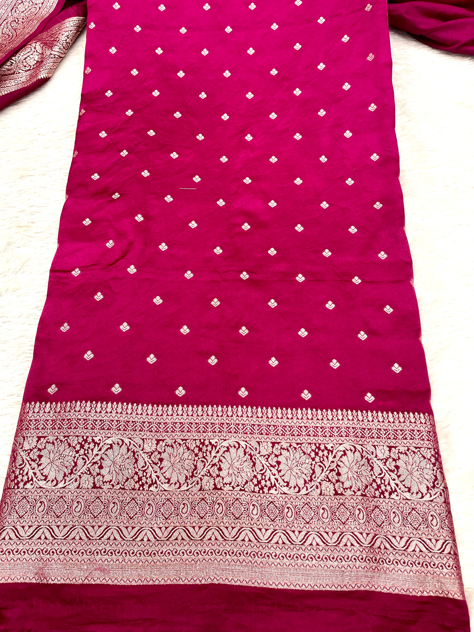 Mashru kataan Buti Suit MSS002
