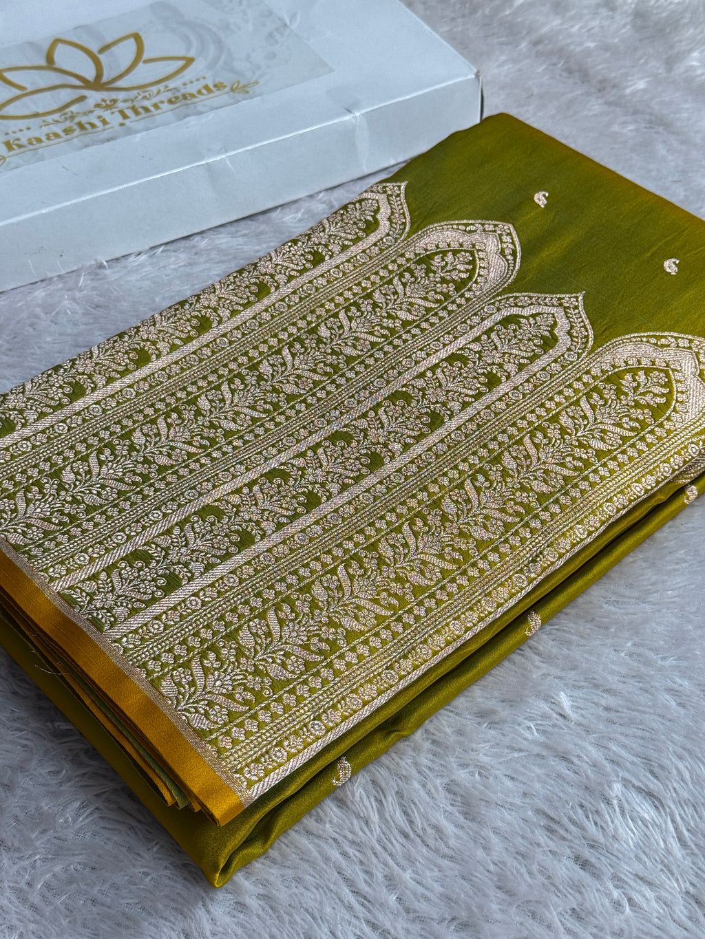 Mehandi Yellow Dual Shade Mashru Kataan Silk Saree with Mughalai Border | MKS657