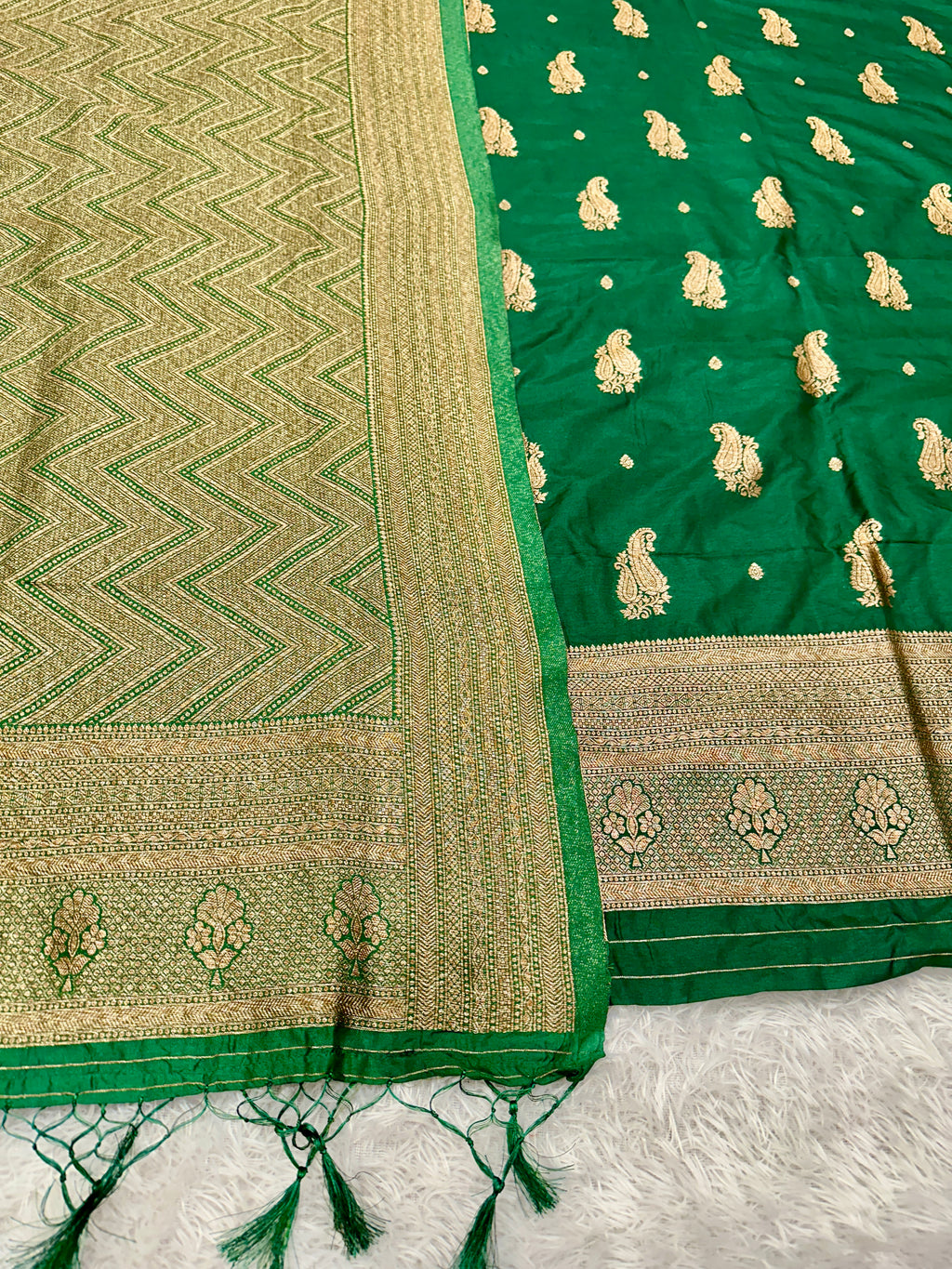 Banarasi Soft Silk 3 Piece Ladies Suit with Antique Zari Woven Work – MSS27