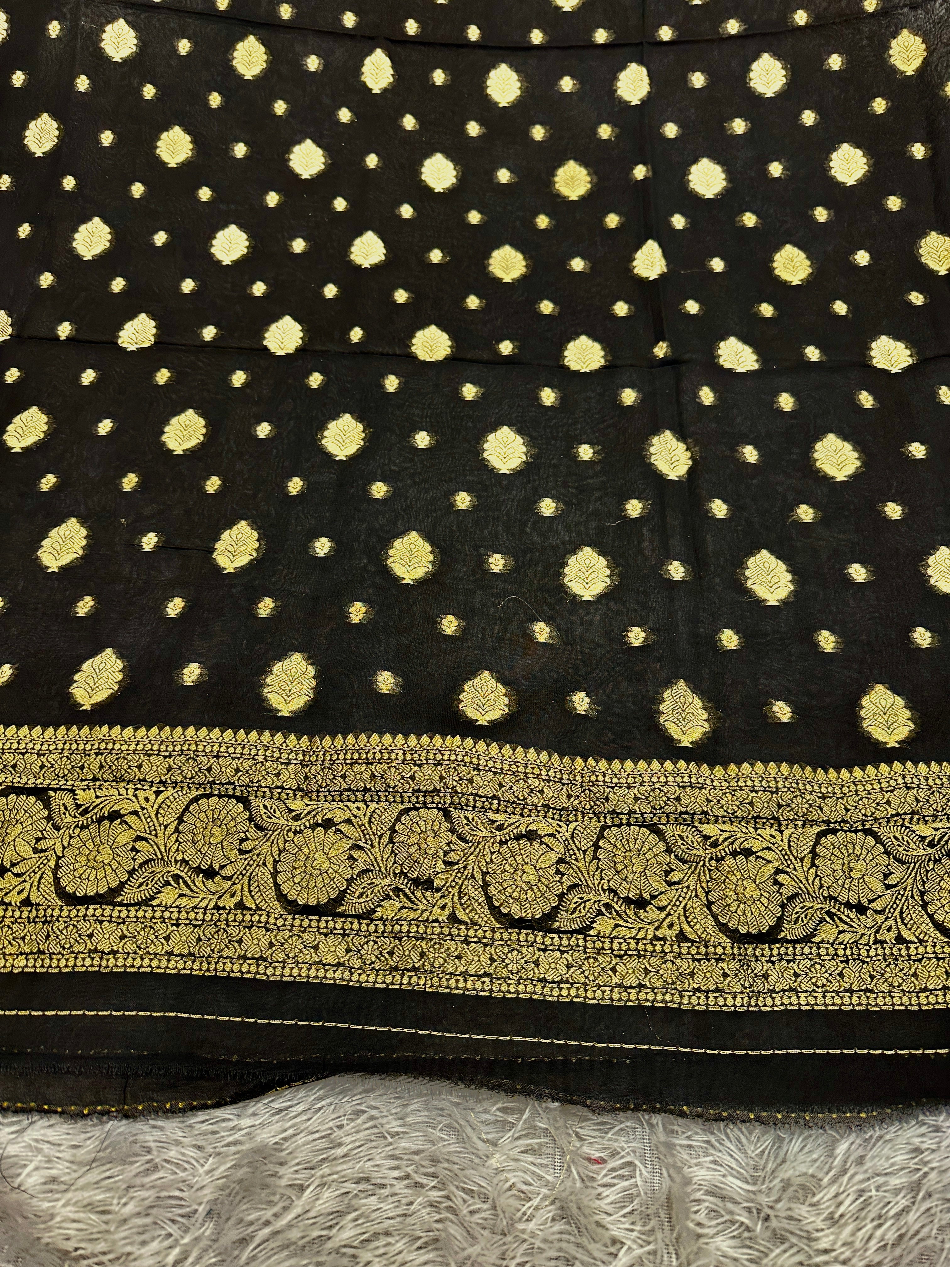 ✨ Banarasi Viscose Georgette Suit Set ✨VSS11