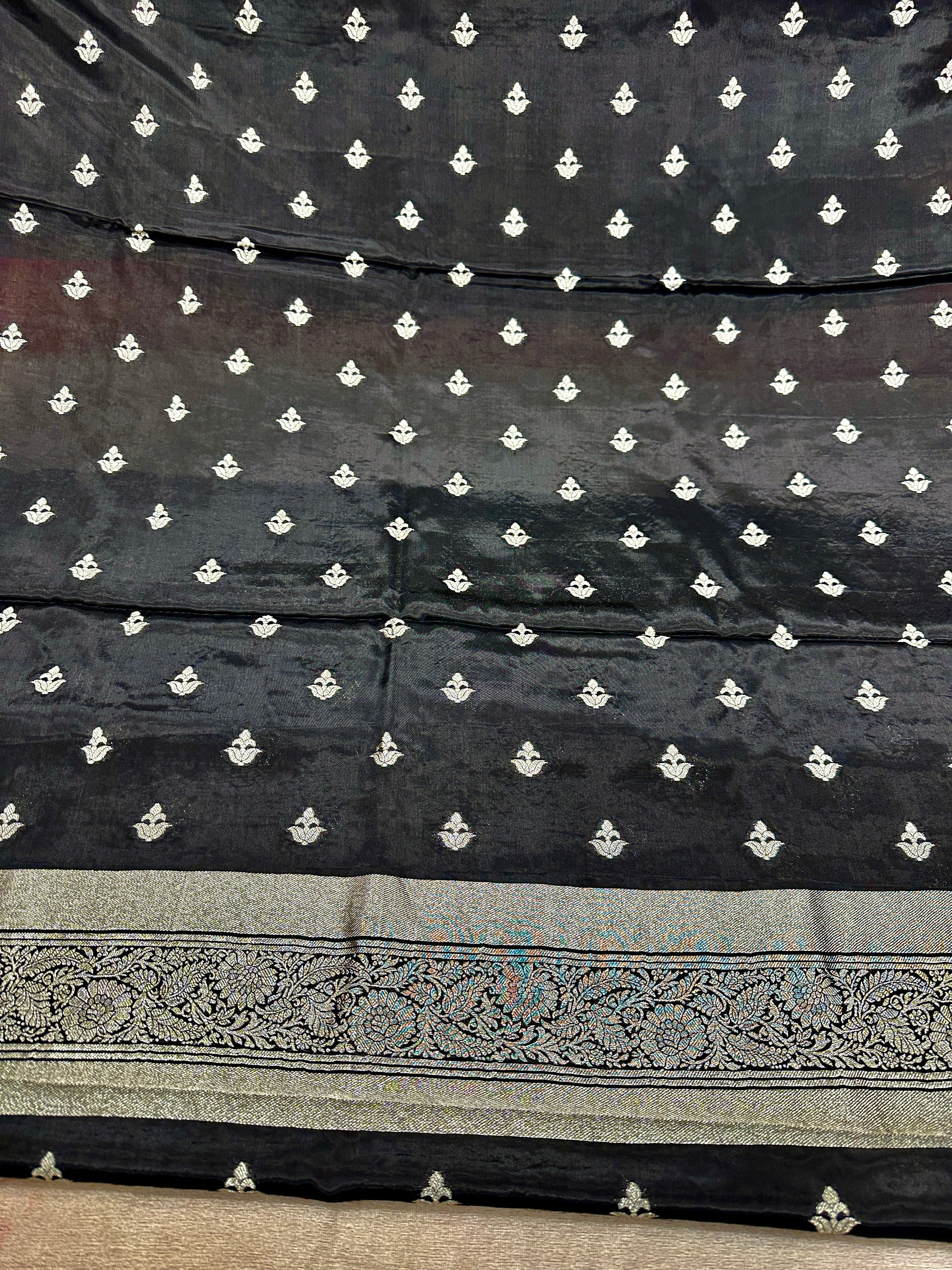 ✨ Banarasi Jacquard Gap Buti HO Silk 3-Piece Unstitched Dress Material MSS24