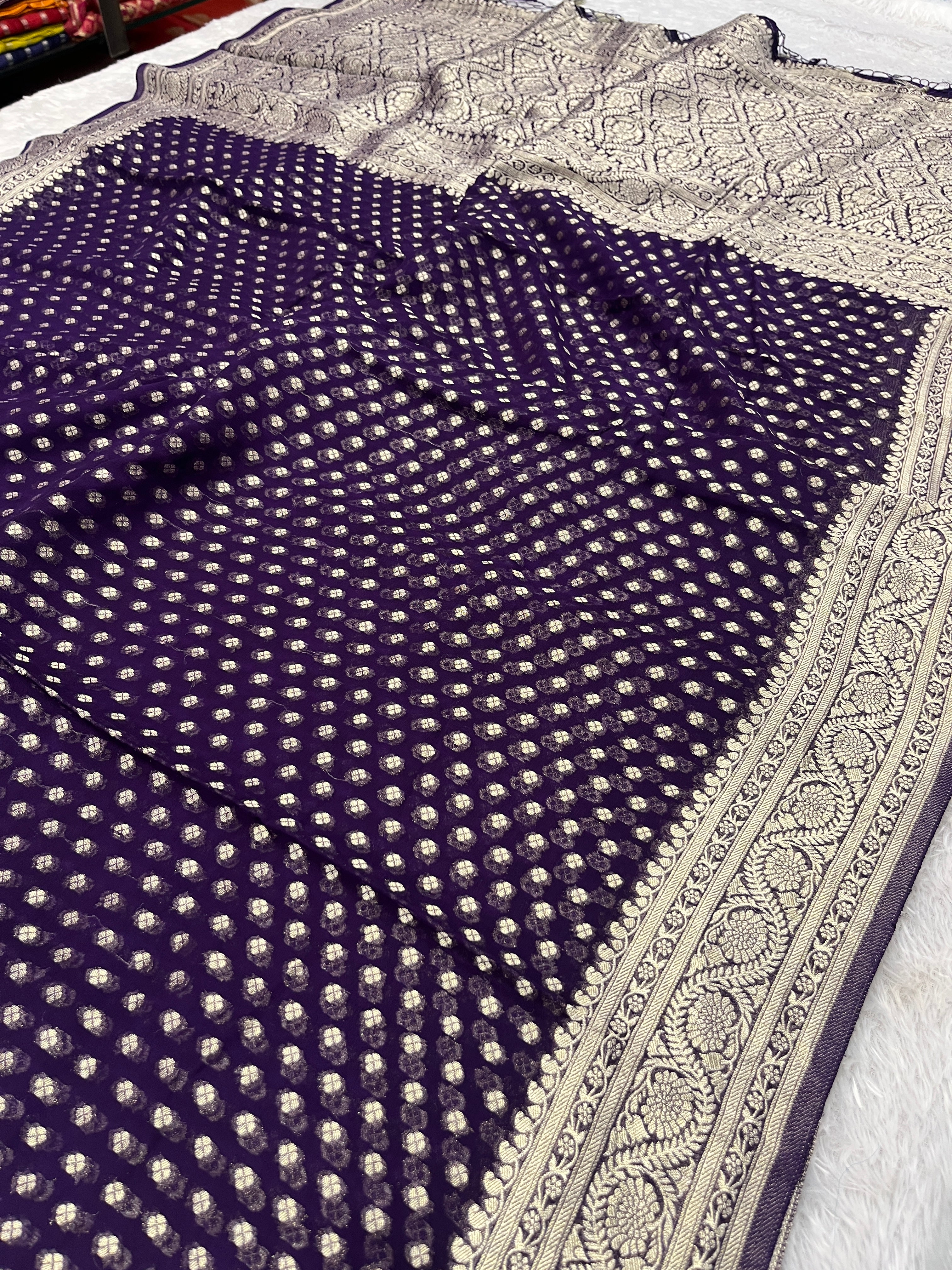 Banarsi Pure Natural Georgette Four flower Buti Design VSG02