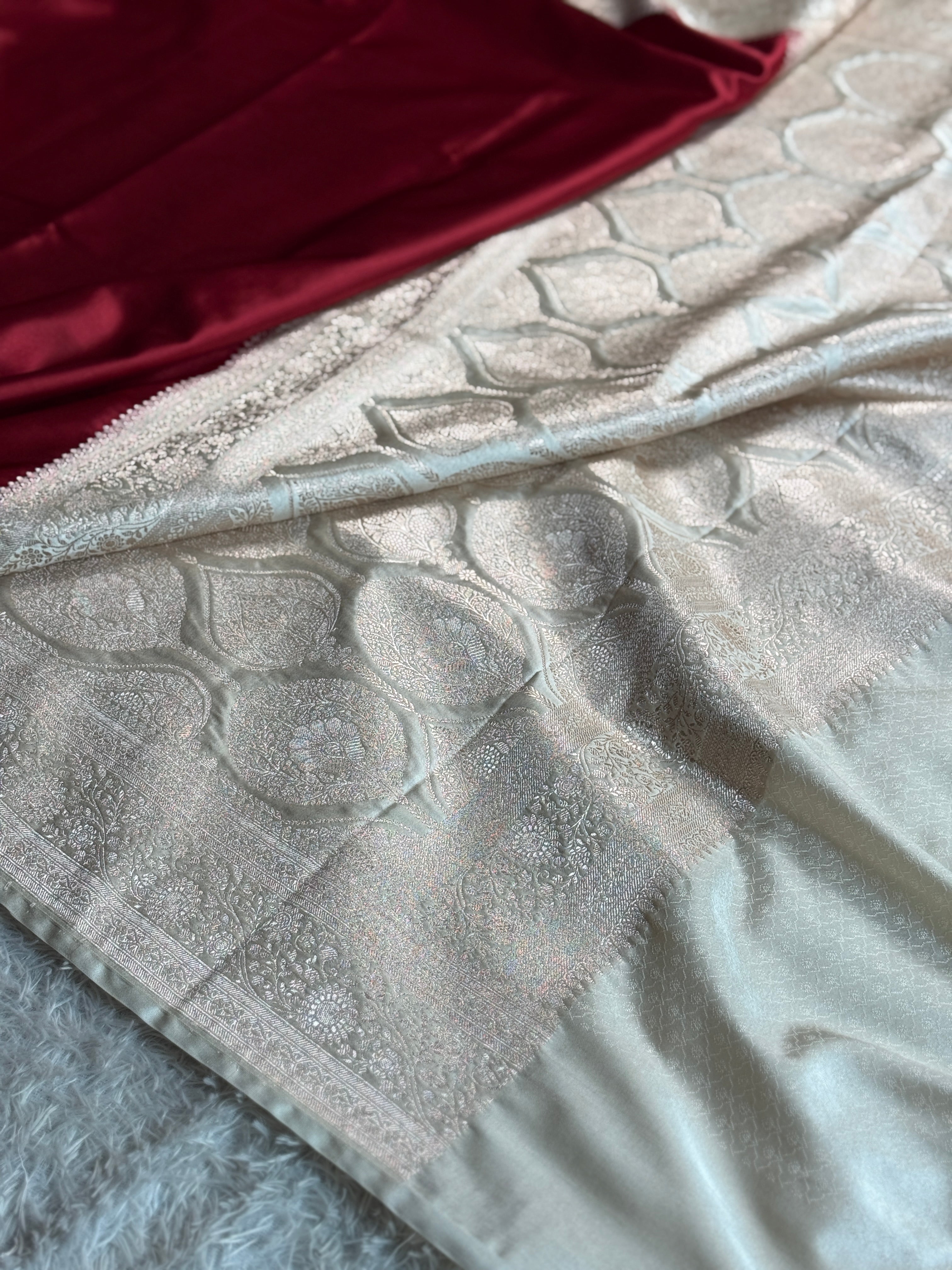 Elegant Maroon Mashru Kataan Silk Saree with Cream Contrast Zari Border – MKS632