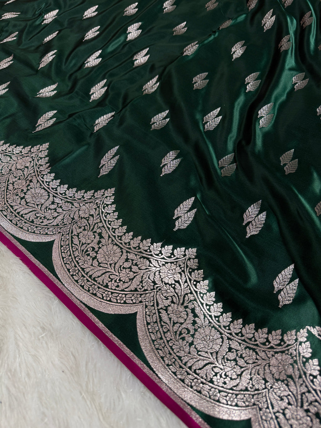 Green Banarasi Mashru Silk Saree with Jacquard Woven Dual Buta & Refined Zari Touch MKS088