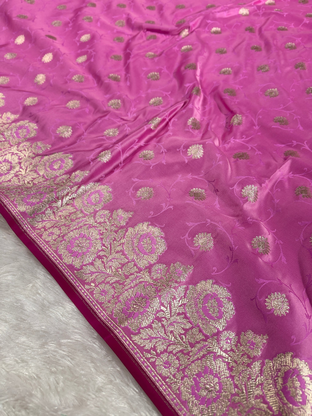 Pink Banarasi Mashru Kataan Silk Saree with Tanchoi Floral Weaving & Fancy Banarasi Border MKS102
