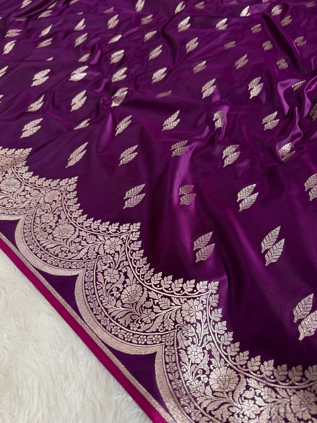 Wine Banarasi Mashru Silk Saree with Jacquard Woven Dual Buta & Elegant Zari Highlights MKS088