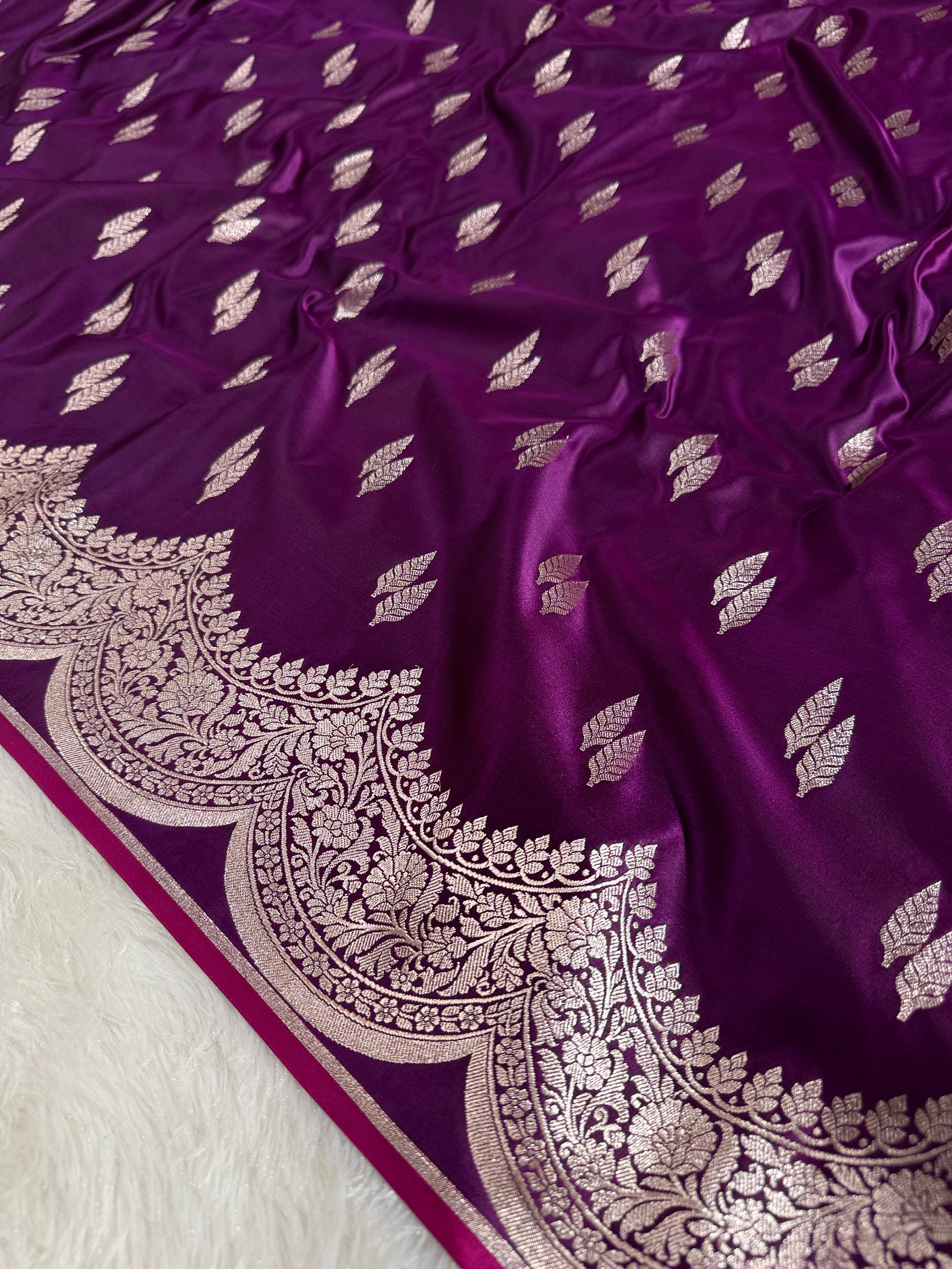 Wine Banarasi Mashru Silk Saree with Jacquard Woven Dual Buta & Elegant Zari Highlights MKS088