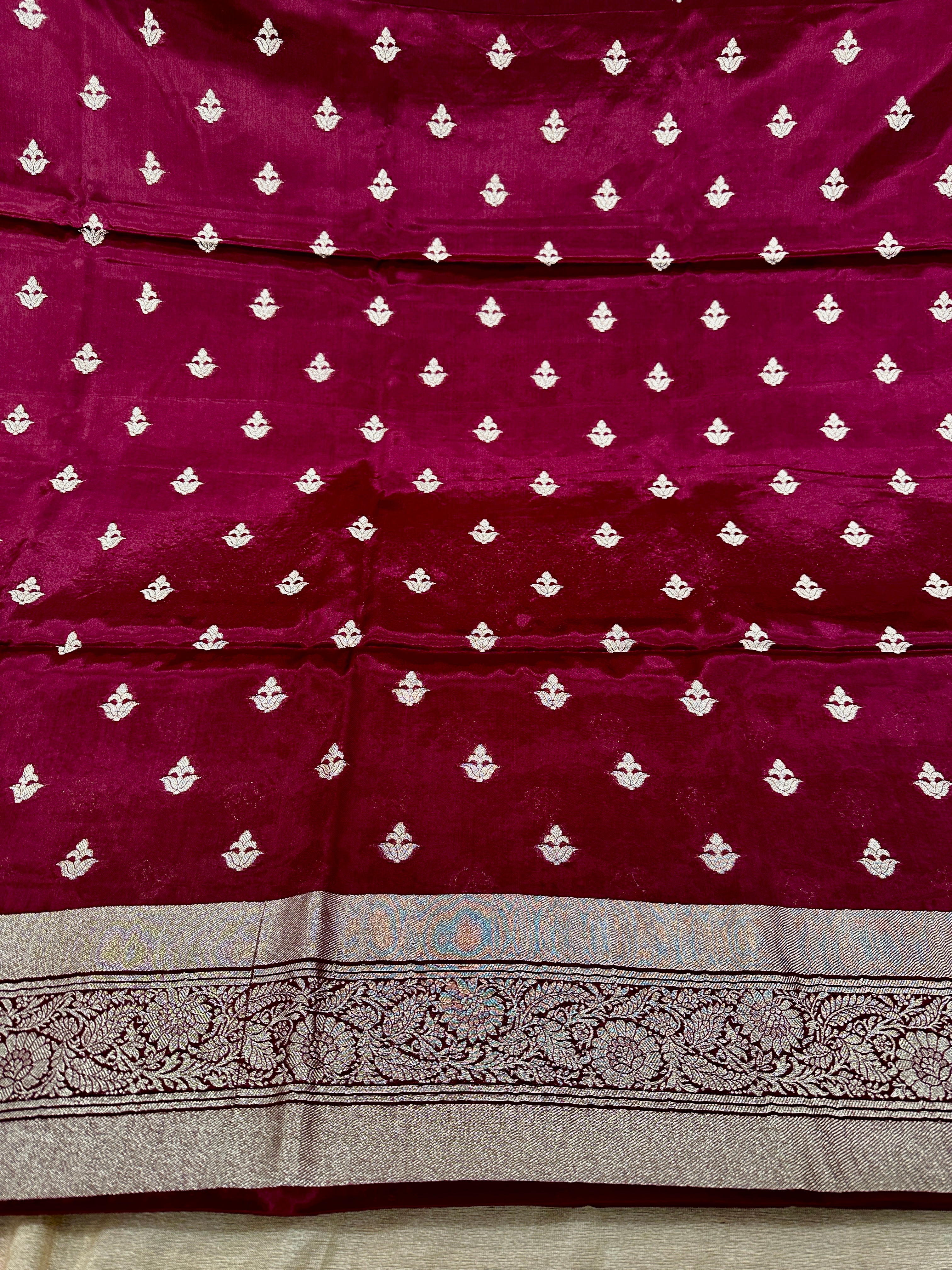 ✨ Banarasi Jacquard Gap Buti HO Silk 3-Piece Unstitched Dress Material MSS24