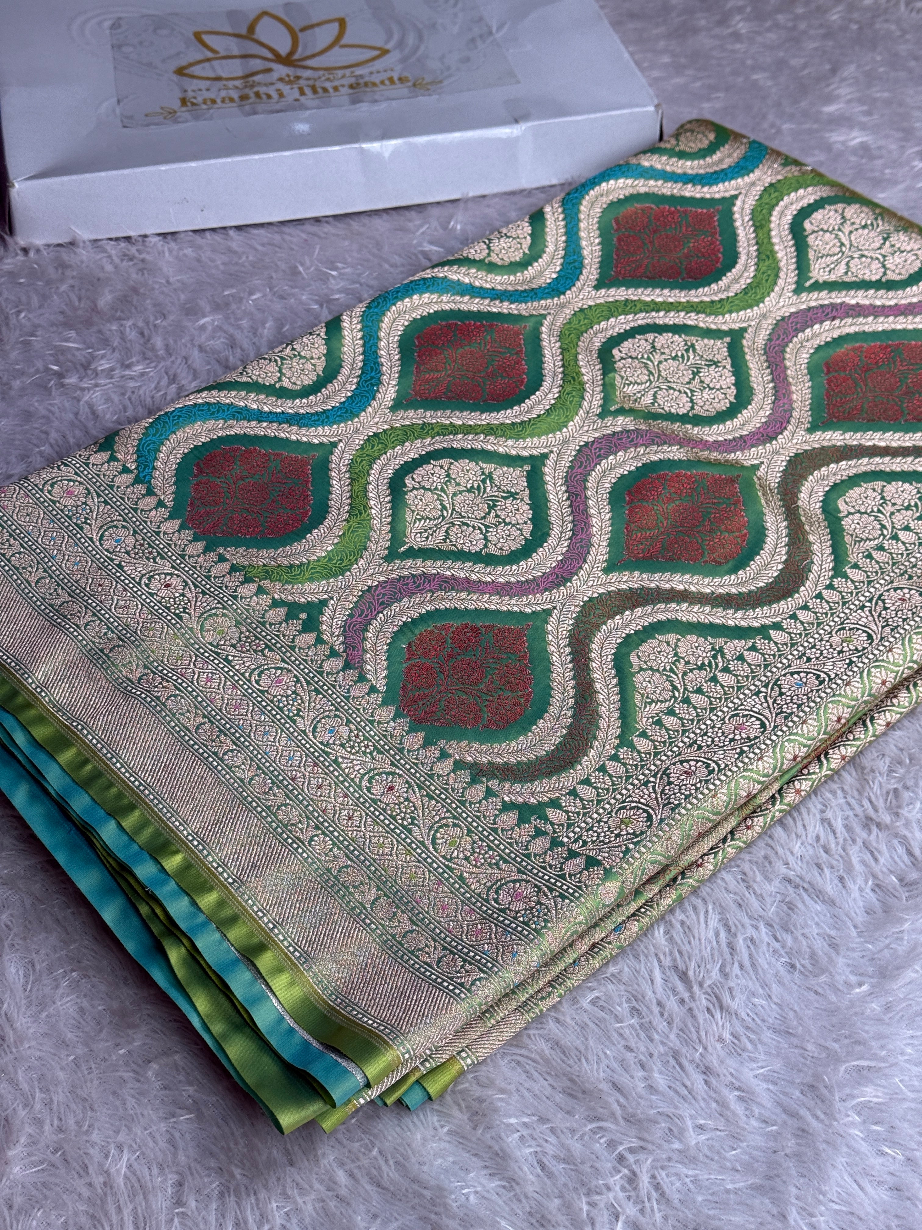 Sea Green Mashru Kataan Silk Saree With Rangkaat Alfi Meenakari Jaal Design – MKS646