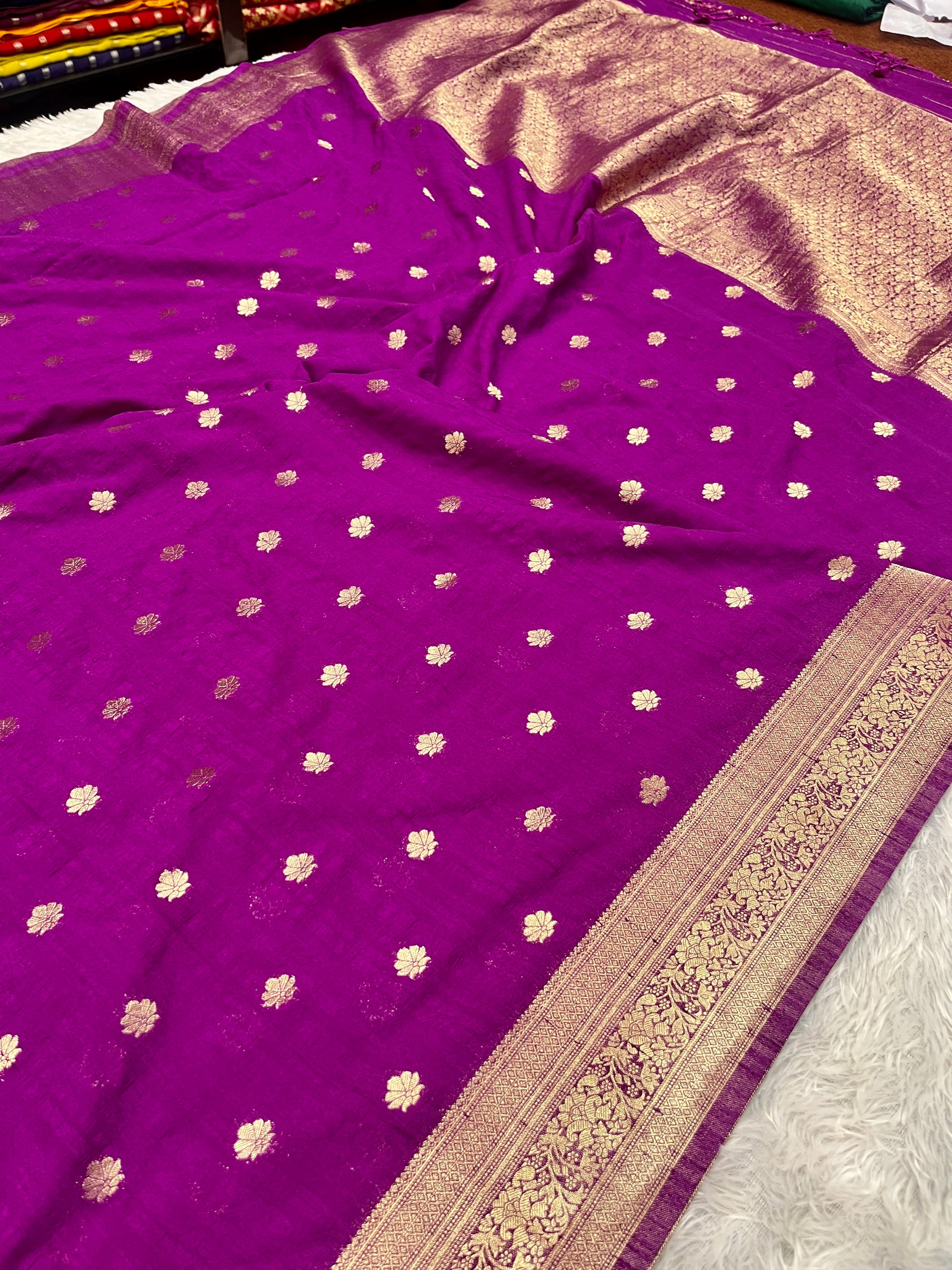 Raw Silk Magenta Color Buti Saree RS001