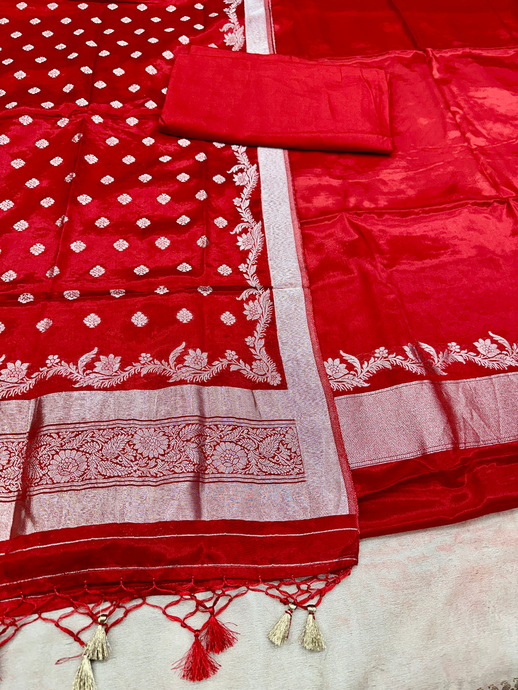 ✨ Banarasi Jacquard Gap Buti HO Silk 3-Piece Unstitched Dress Material MSS20
