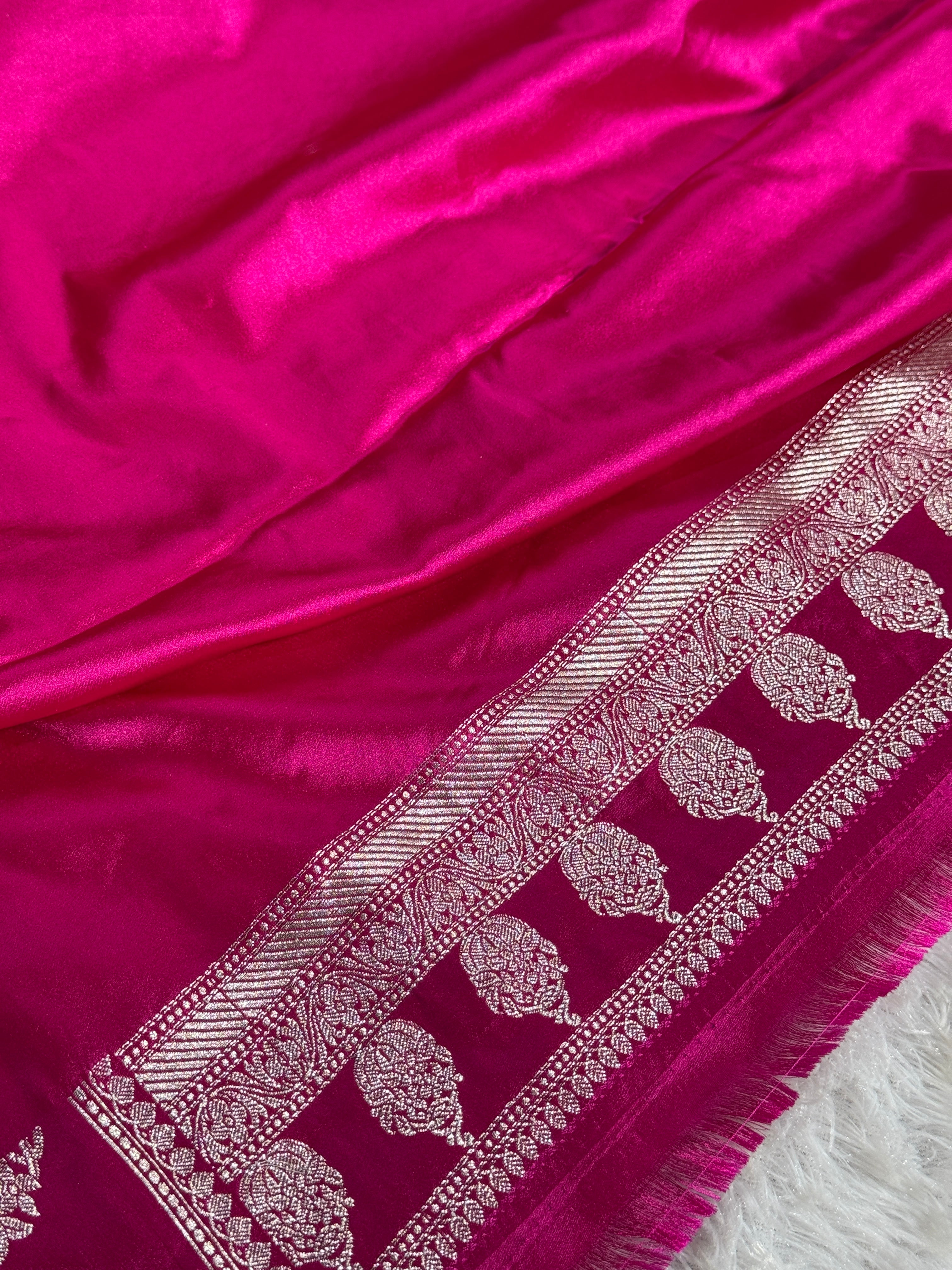 Strawberry Pink Banarasi Satin Mashru Silk Saree with Rani Pink Contrast & Zari Meenakari Work MKS367