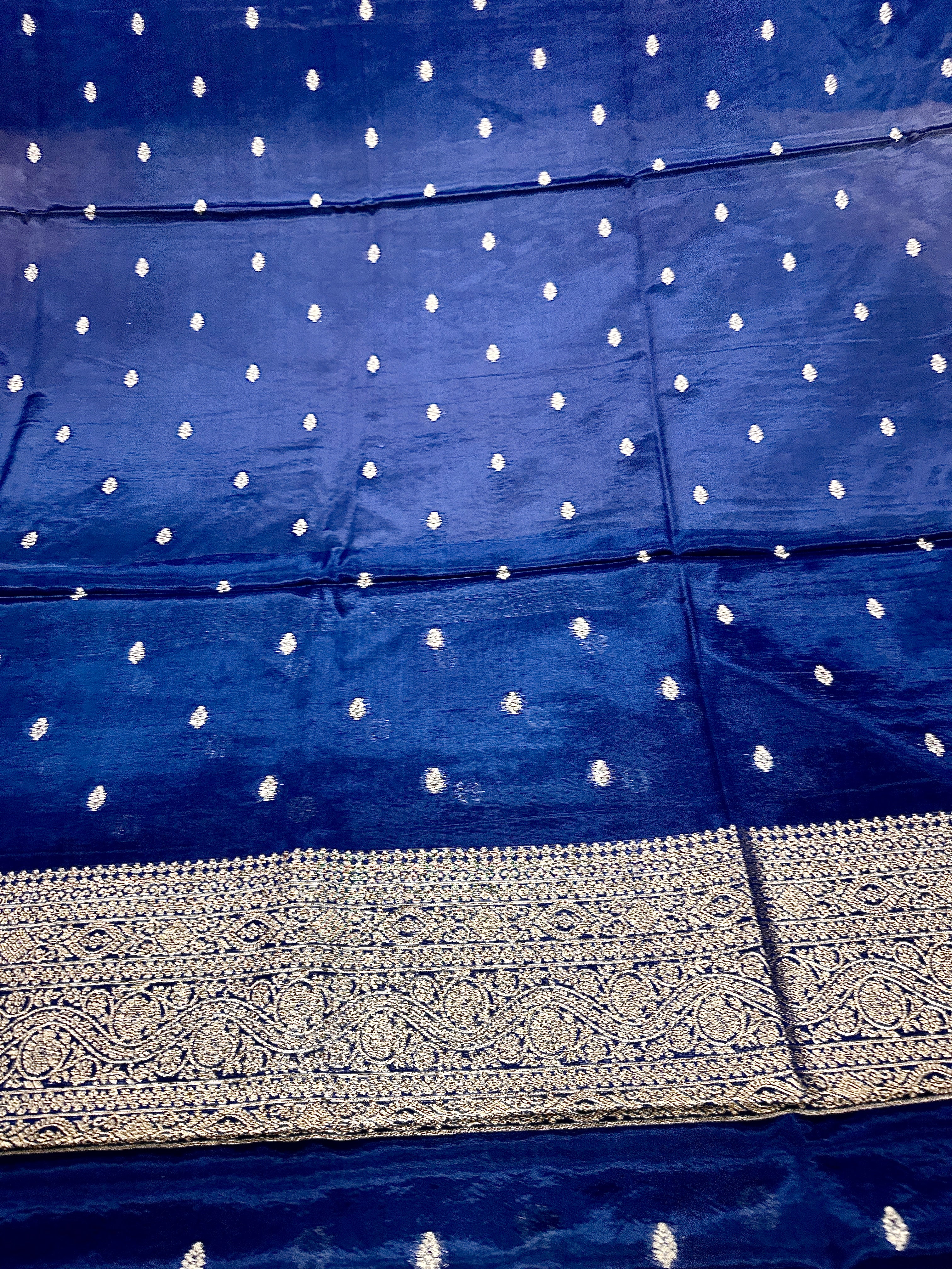 ✨ Banarasi Jacquard Gap Buti HO Silk 3-Piece Unstitched Dress Material MSS14