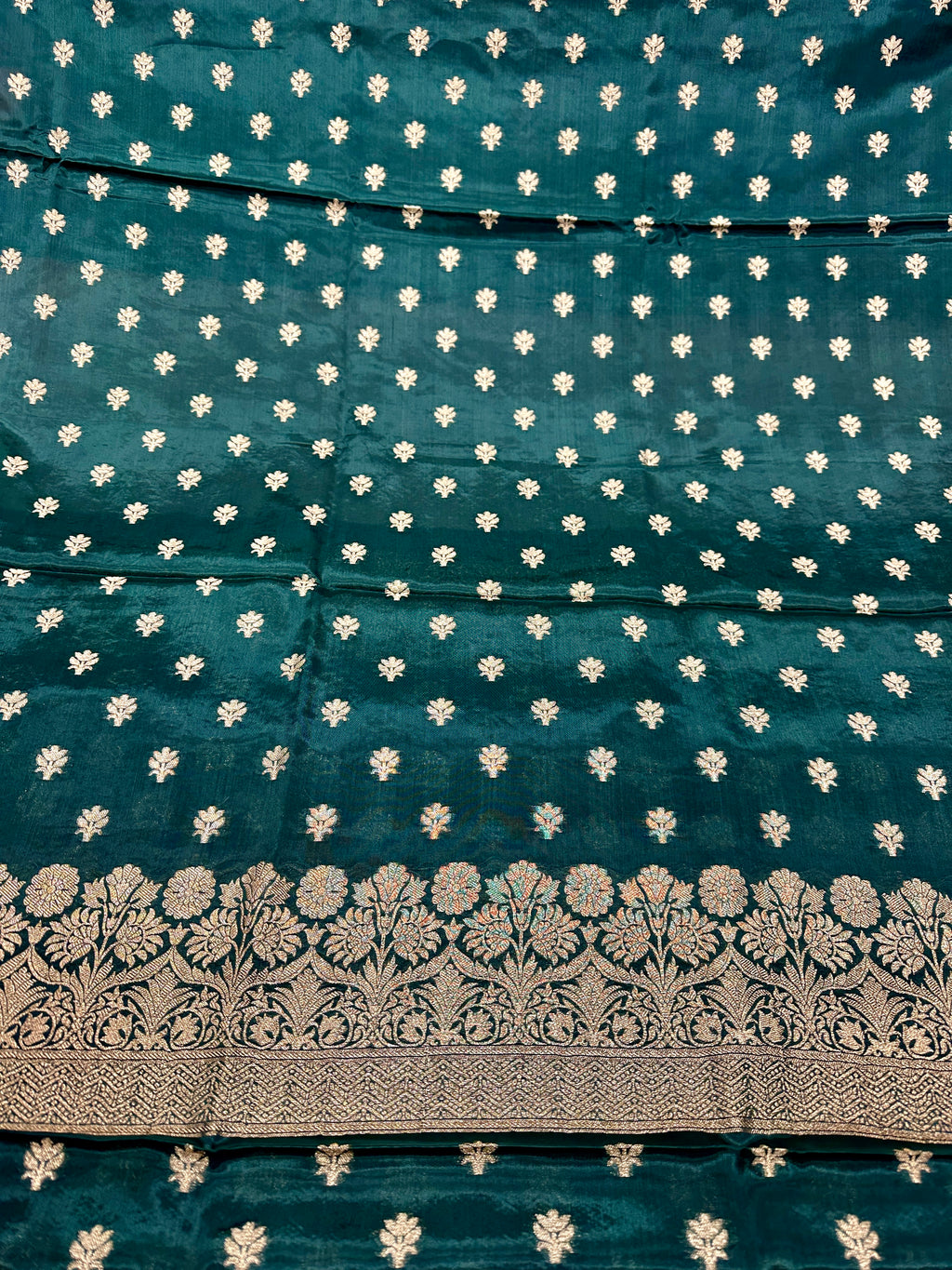 ✨ Banarasi Jacquard Gap Buti HO Silk 3-Piece Unstitched Dress Material MSS26