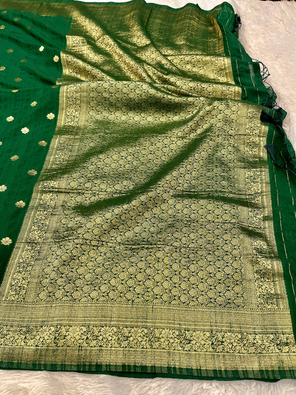 Raw Silk Green Color   Color Buti Saree RS001