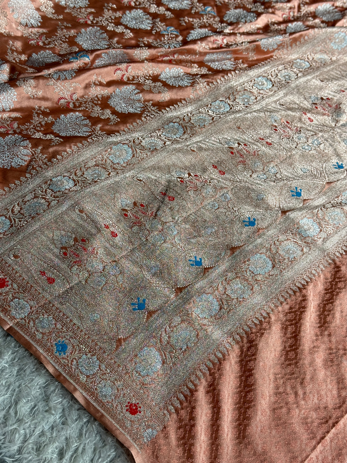 MKS815 – Premium Mashru Kataan Silk Meenakari Jaal Woven Saree