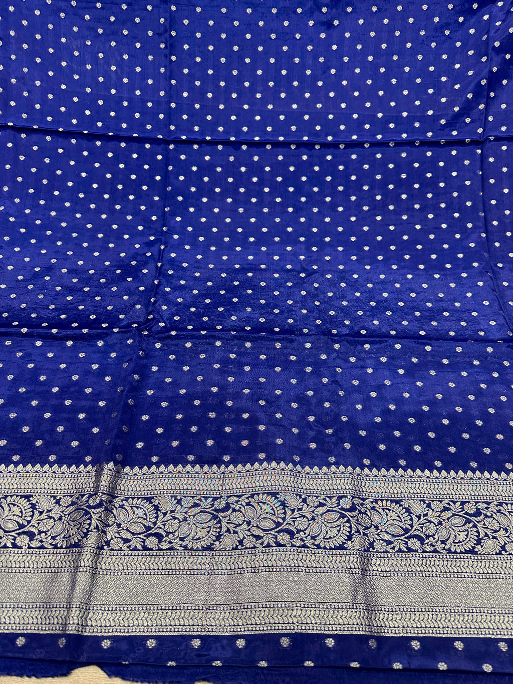✨ Banarasi Jacquard Gap Buti HO Silk 3-Piece Unstitched Dress Material MSS22
