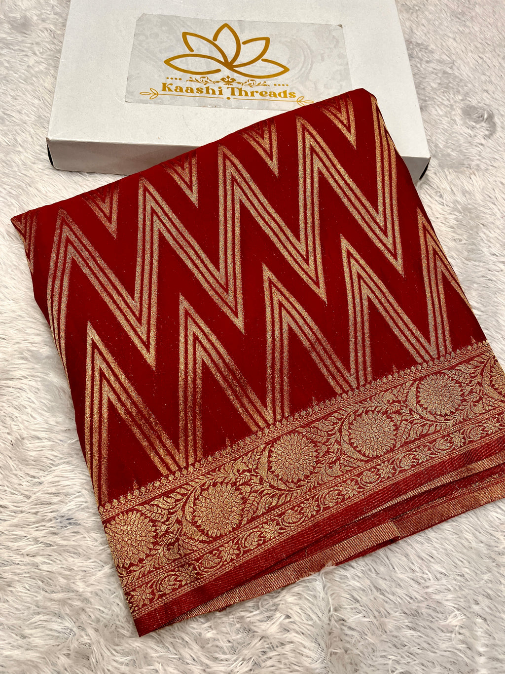 Chinon Silk Zig Zag Design Red Color Saree CN09