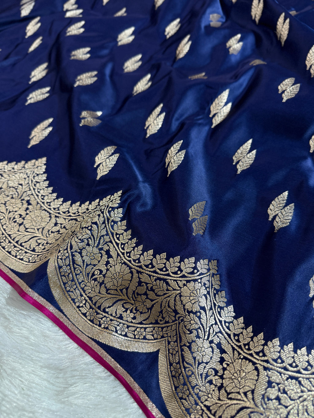 Navy Blue Banarasi Mashru Silk Saree with Jacquard Dual Buta Weave & Fine Zari Highlights MKS088
