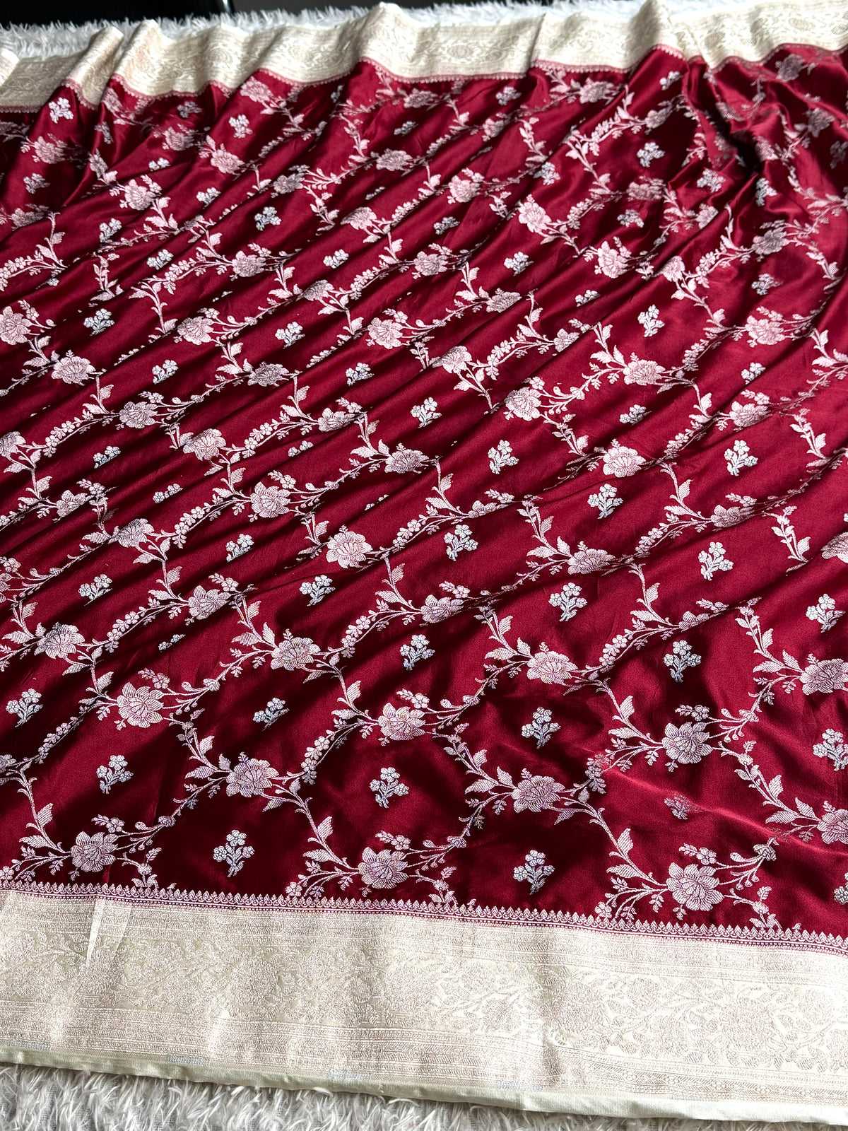 MKS794 | Elegant Mashru Kataan Silk Jaal Woven Banarasi Saree