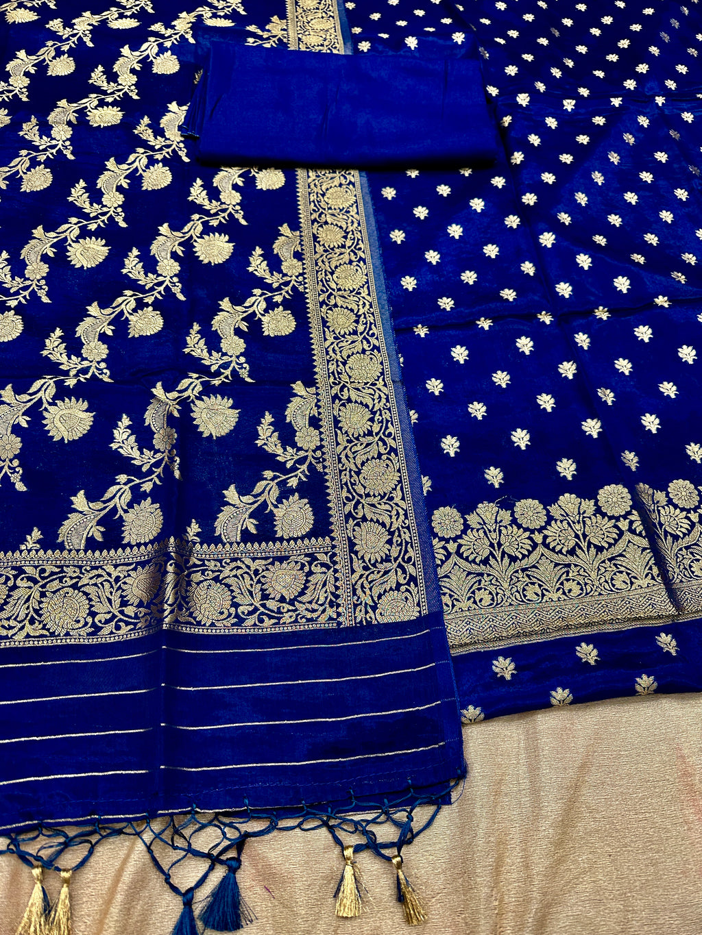 ✨ Banarasi Jacquard Gap Buti HO Silk 3-Piece Unstitched Dress Material MSS26