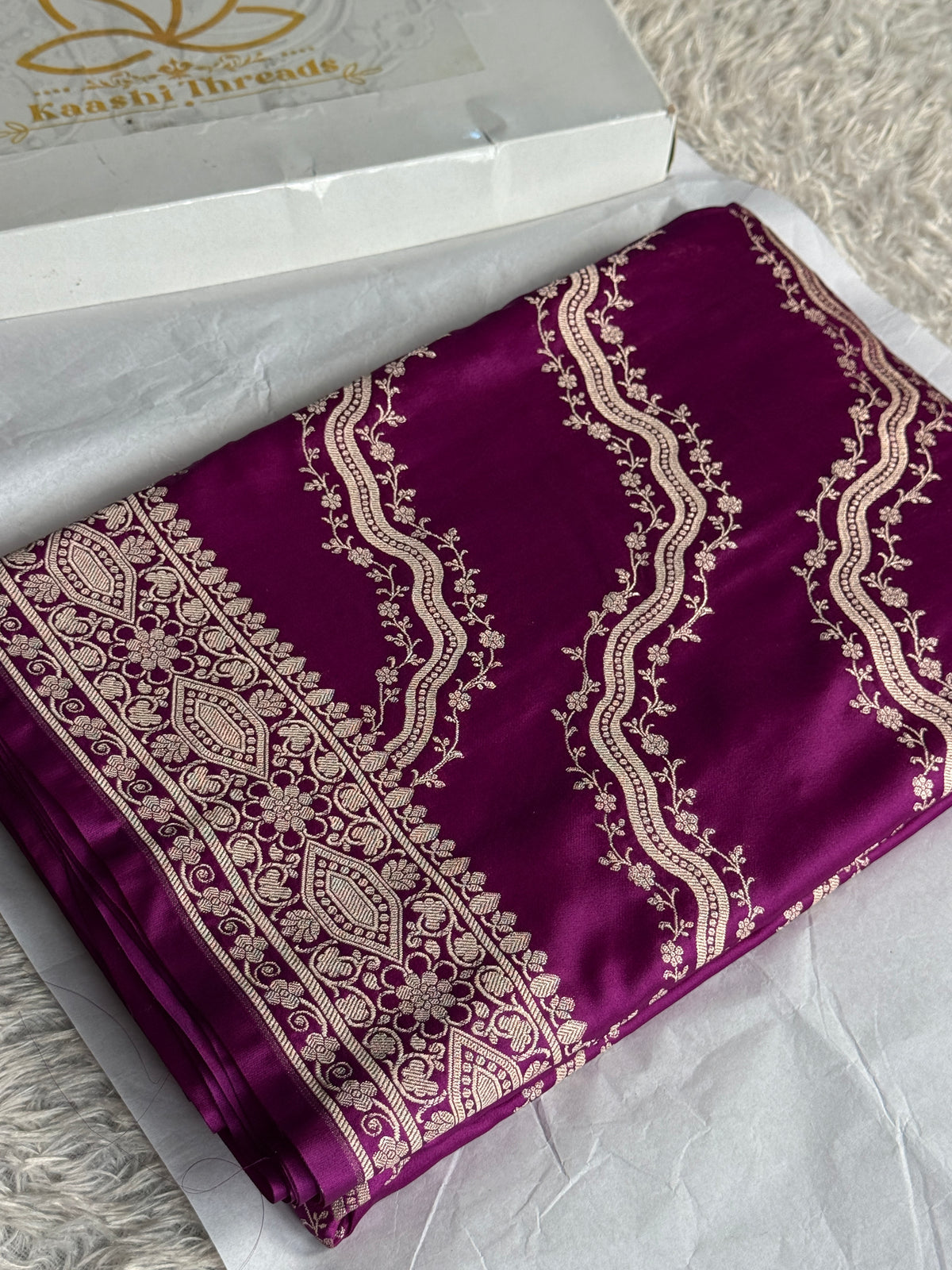 Magenta Mashru Kataan Silk Saree with Aadha Woven Design & Rich Zari Pallu | MKS513