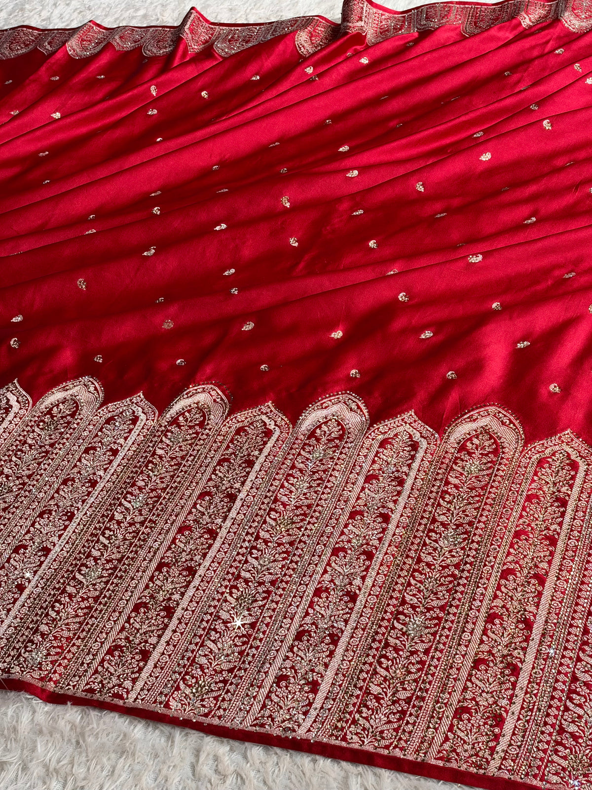 Maroon Banarasi Mashru Kataan Silk Saree with All-Over Zari & Sirozki Diamond Work – MKS854