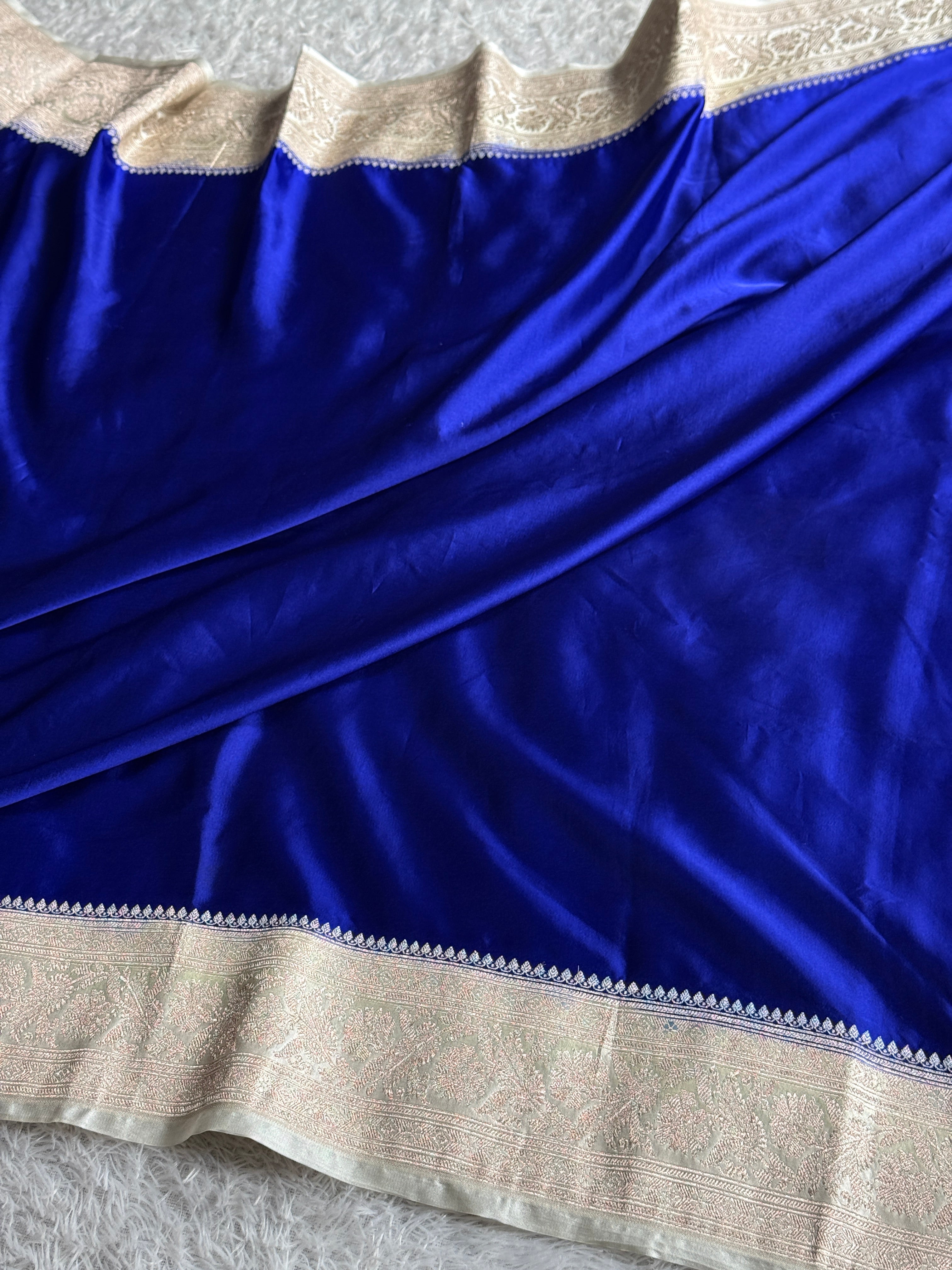 Royal Blue & Cream Mashru Kataan Silk Saree with Rich Zari Woven Pallu – MKS700