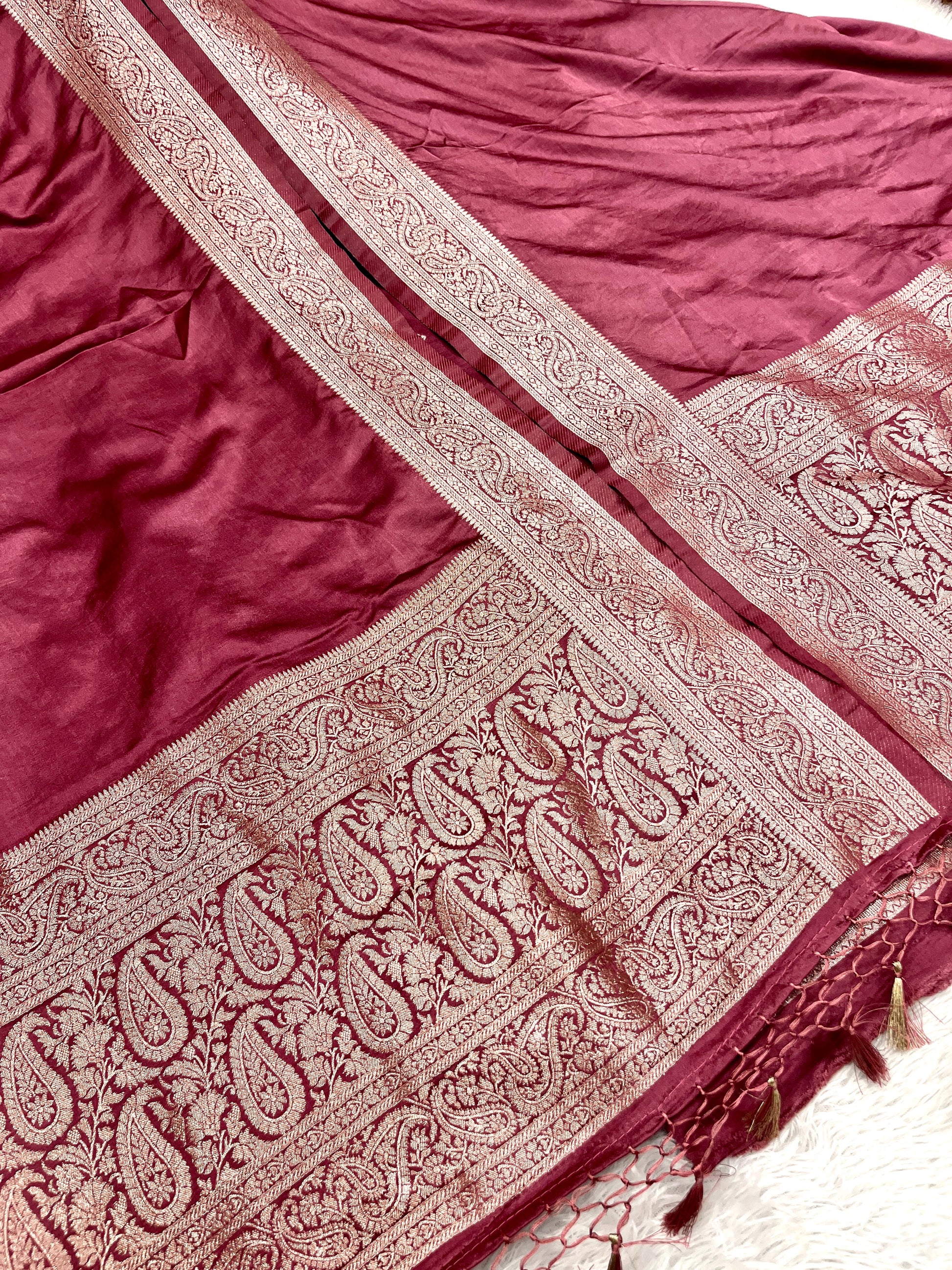 Mashru kataan Buti Suit MSS002