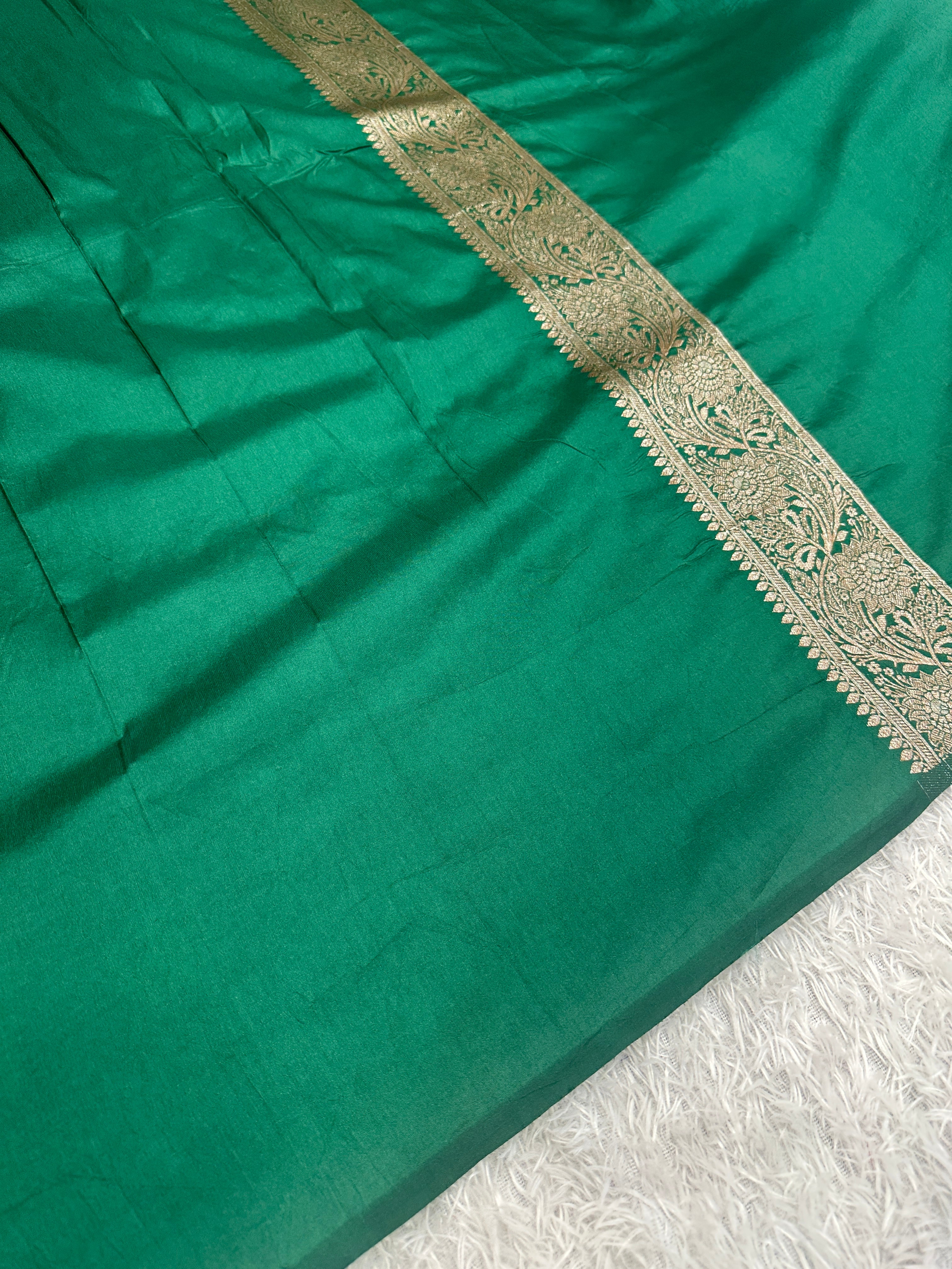 Green Banarasi Dupion Silk Saree with Embossed Antique Zari Weaving & Rich Antique Zari Pallu | STF105