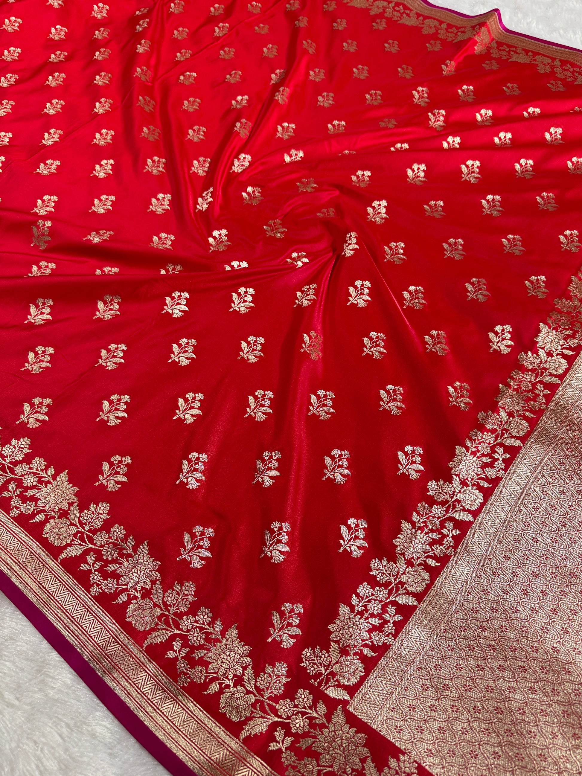 Red Banarasi Mashru Silk Saree with Leaf Buta Jacquard Woven Design