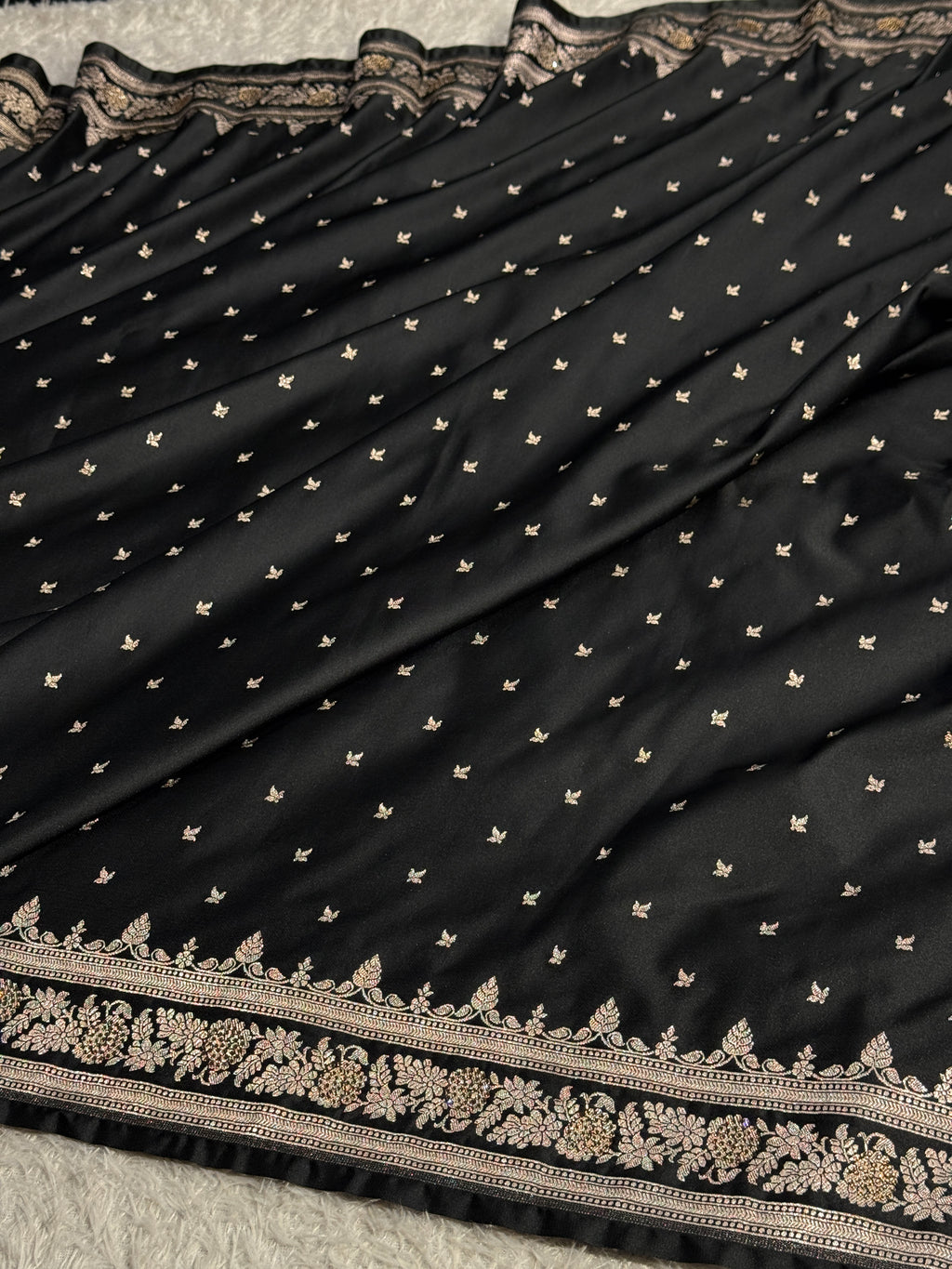 Mashru Kataan Silk Banarasi Saree with Buta Weaving & Diamond Work MKS726