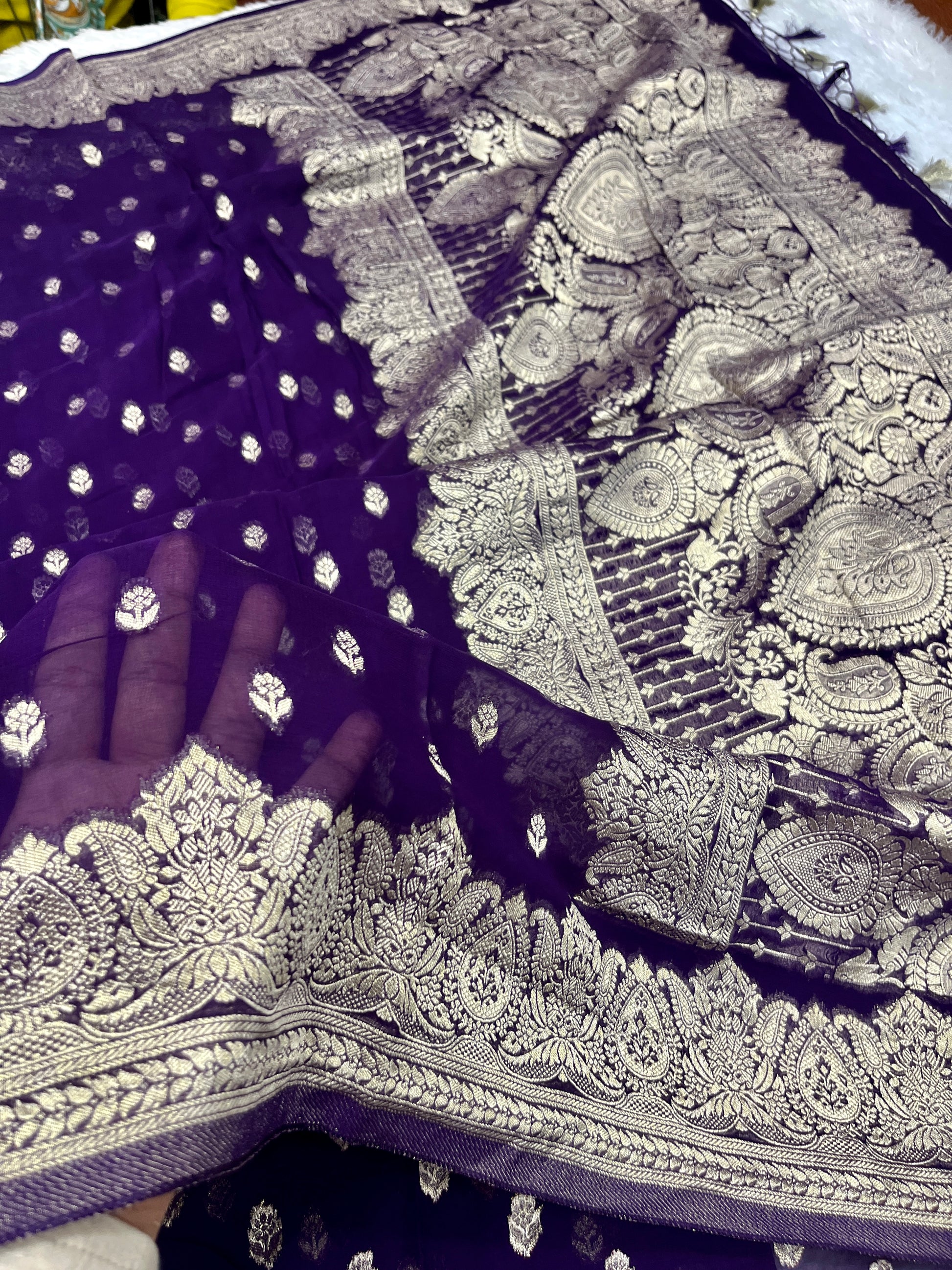 Banarsi Pure Natural Georgette Traditional Buta Design VSG04