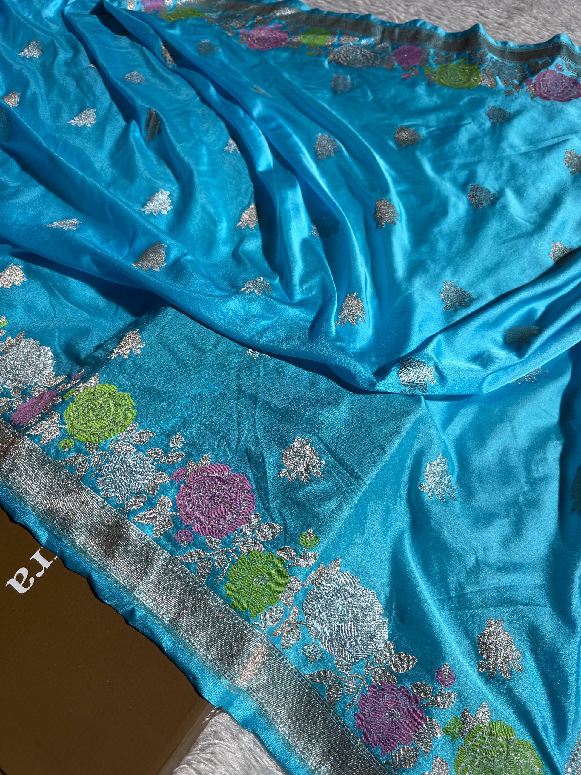 Mashru Kataan Firozi Color Saree in Meenakari Pattern MSK02