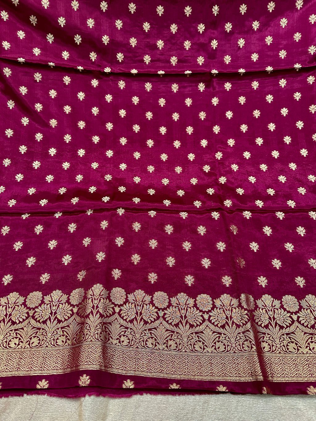 ✨ Banarasi Jacquard Gap Buti HO Silk 3-Piece Unstitched Dress Material MSS26