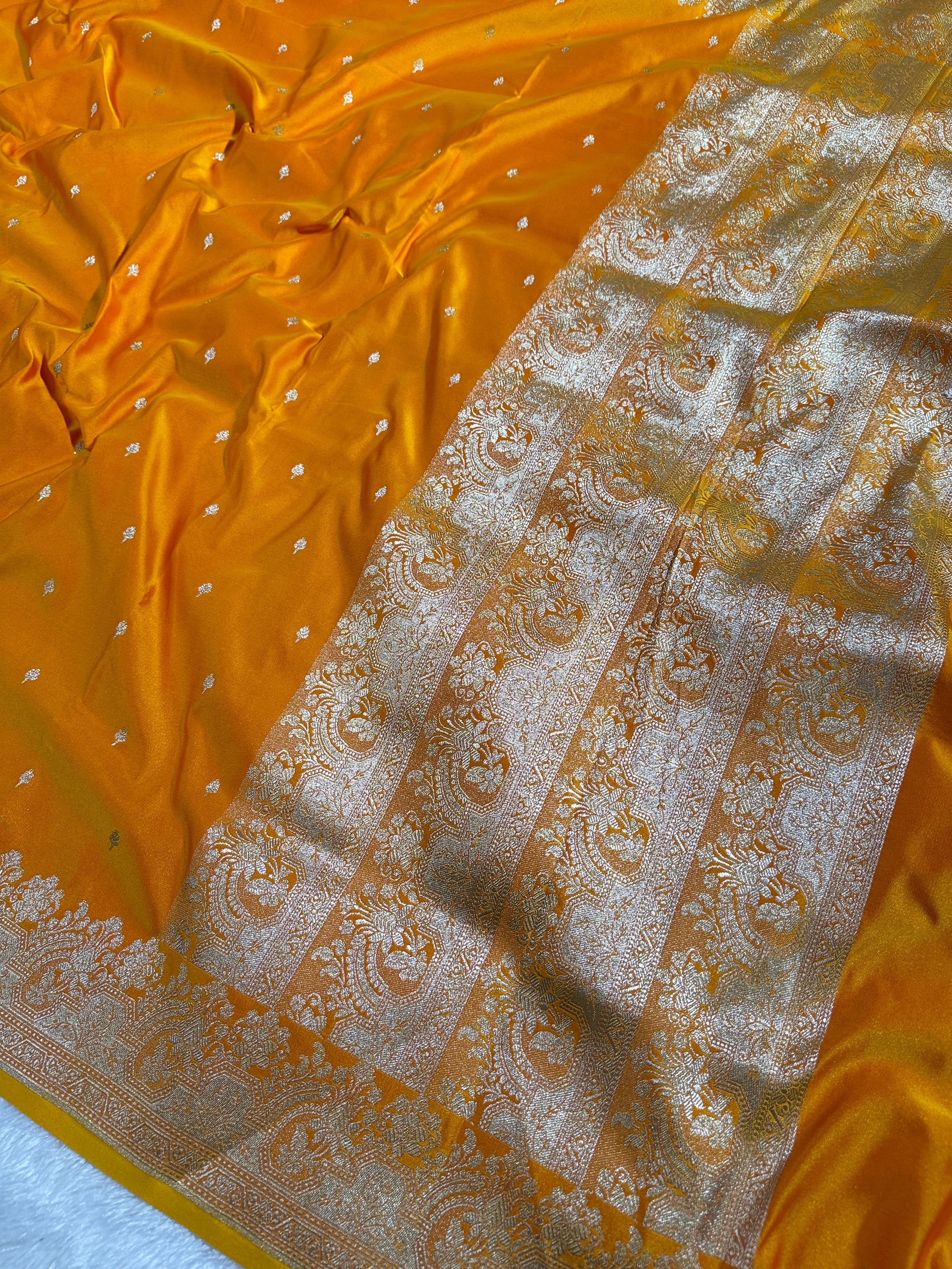 Yellow Banarasi Mashru Silk Saree with Jacquard Woven Chunri Buti Design MKS094