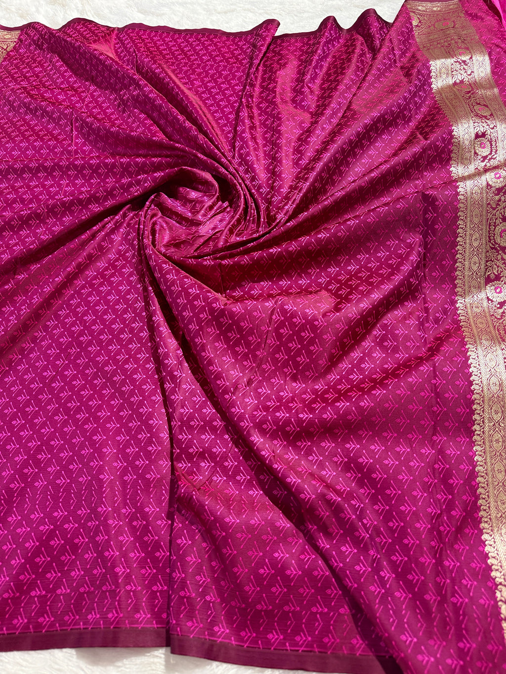 Rani and Wine Rangkaat Banarasi Mashru Silk Saree with Jacquard Woven Jaal Pattern MKS033