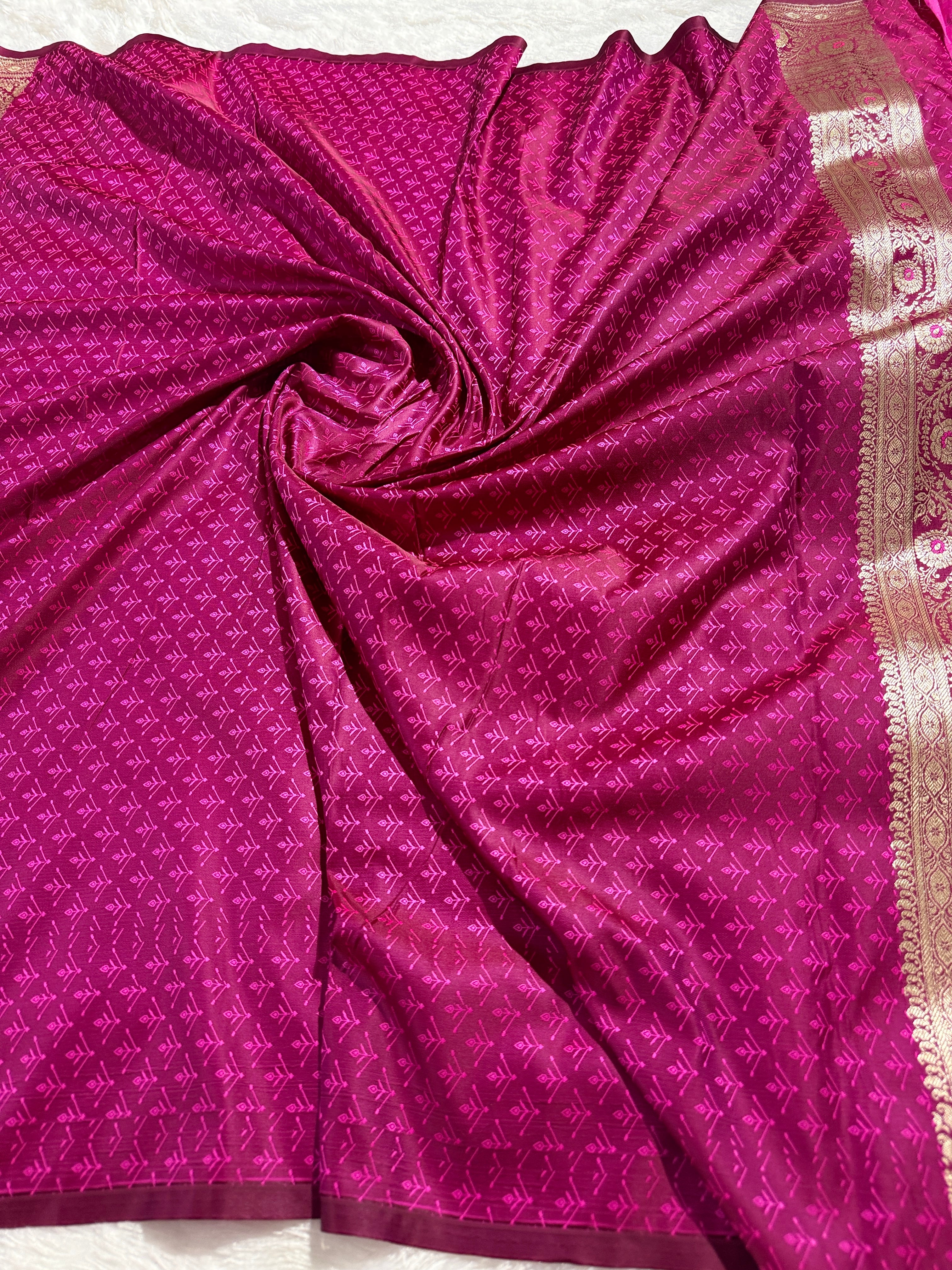 Rani and Wine Rangkaat Banarasi Mashru Silk Saree with Jacquard Woven Jaal Pattern MKS033