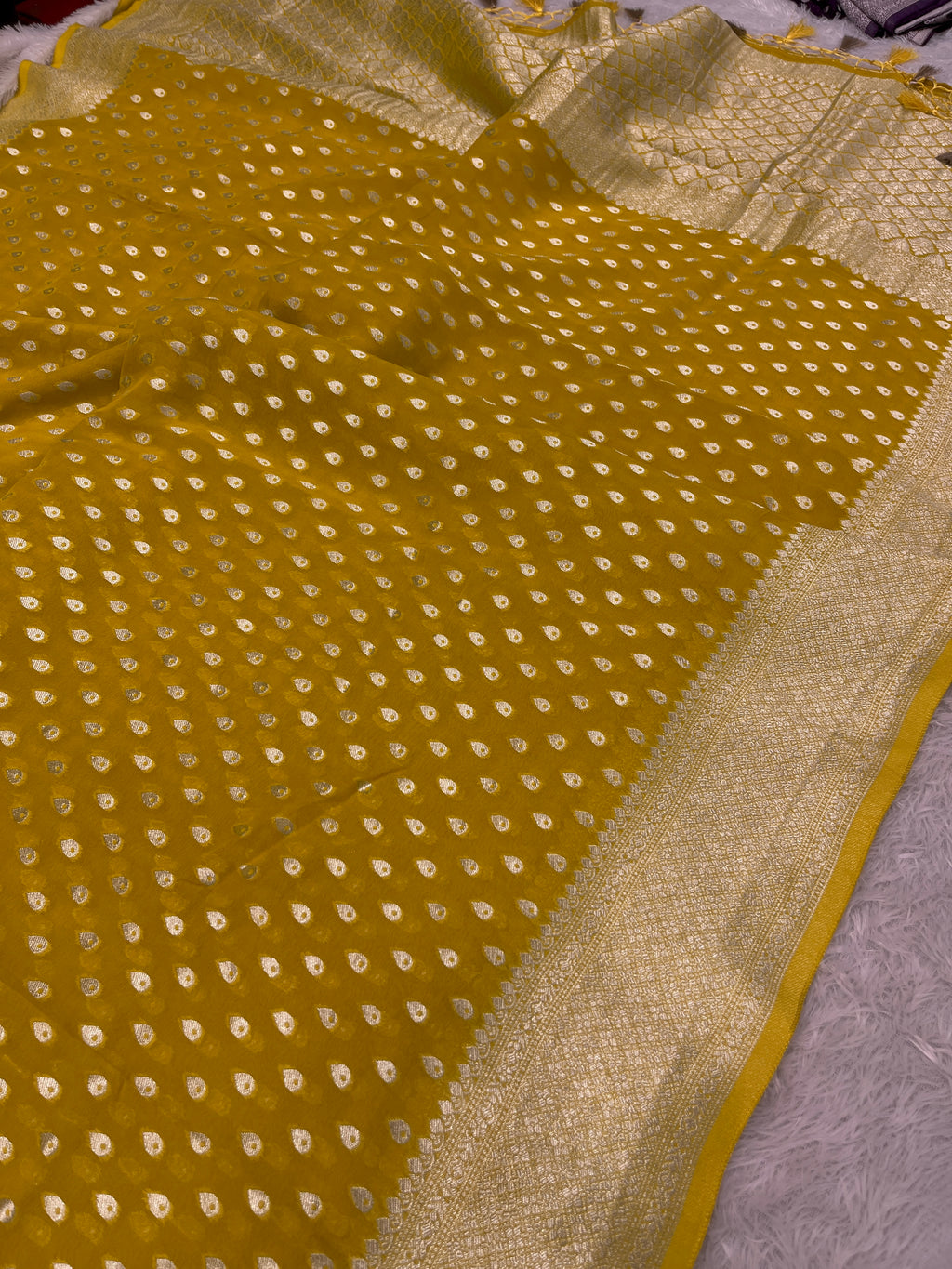 Banarsi Pure Natural Georgette Almond Buti  Design VSG06