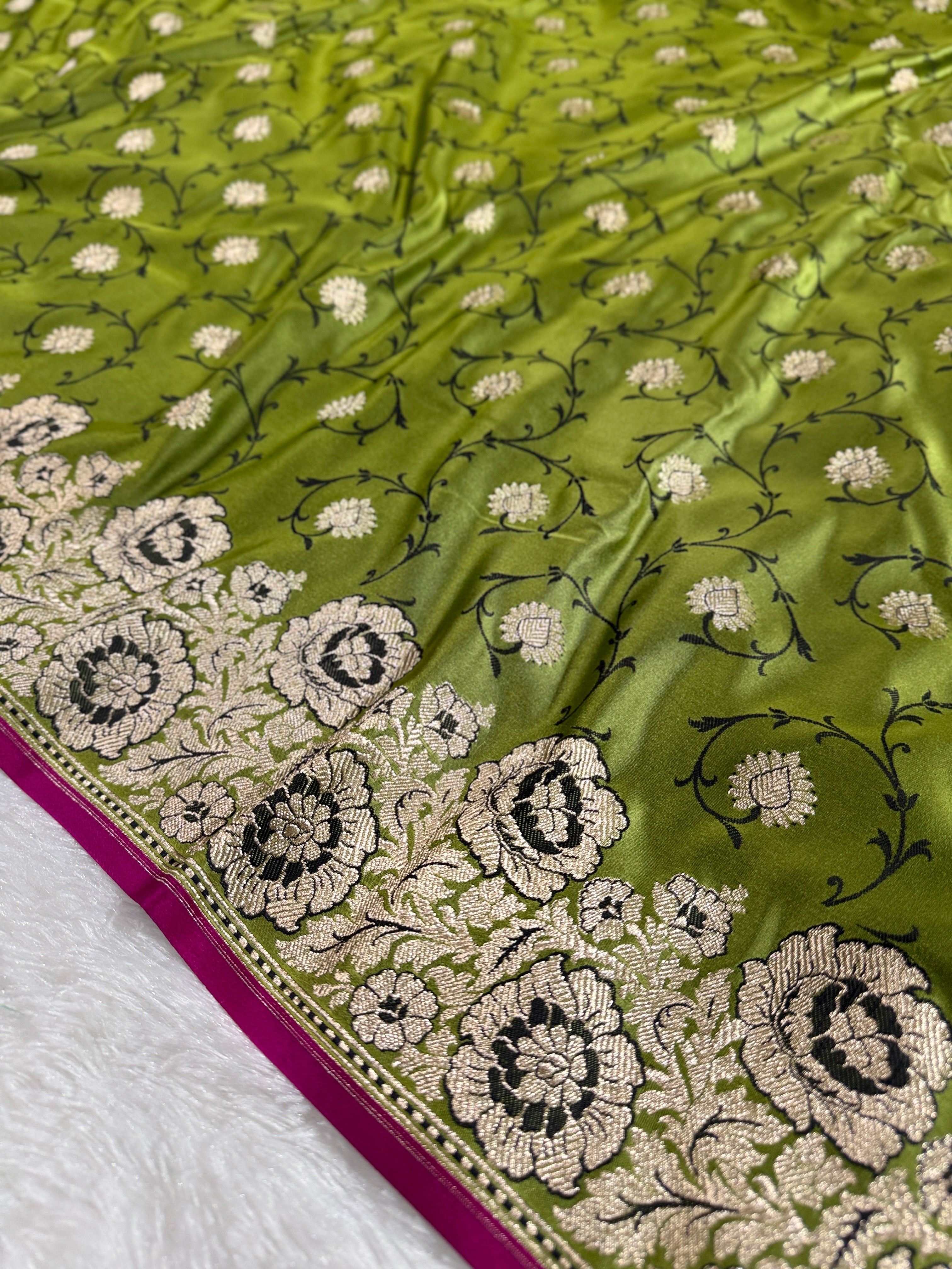 Pista Green Banarasi Mashru Kataan Silk Saree with Tanchoi Floral Weaving & Fancy Banarasi Border MKS102