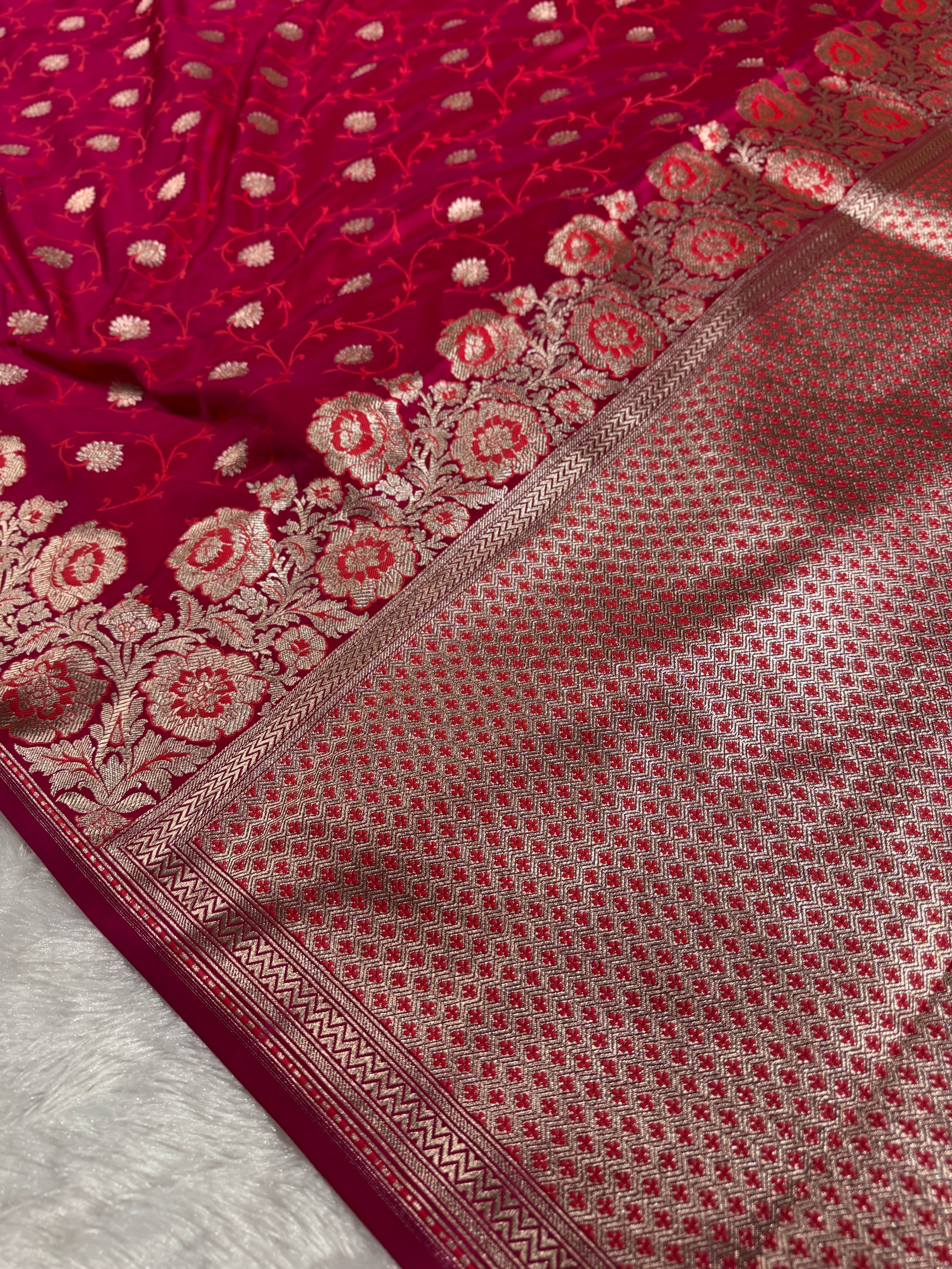 Rani Banarasi Mashru Kataan Silk Saree with Tanchoi Floral Woven Pattern & Fancy Banarasi Border MKS0102