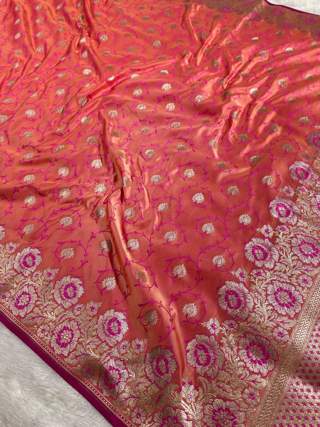 Peach Banarasi Mashru Kataan Silk Saree with Tanchoi Floral Weaving & Fancy Banarasi Border MKS102