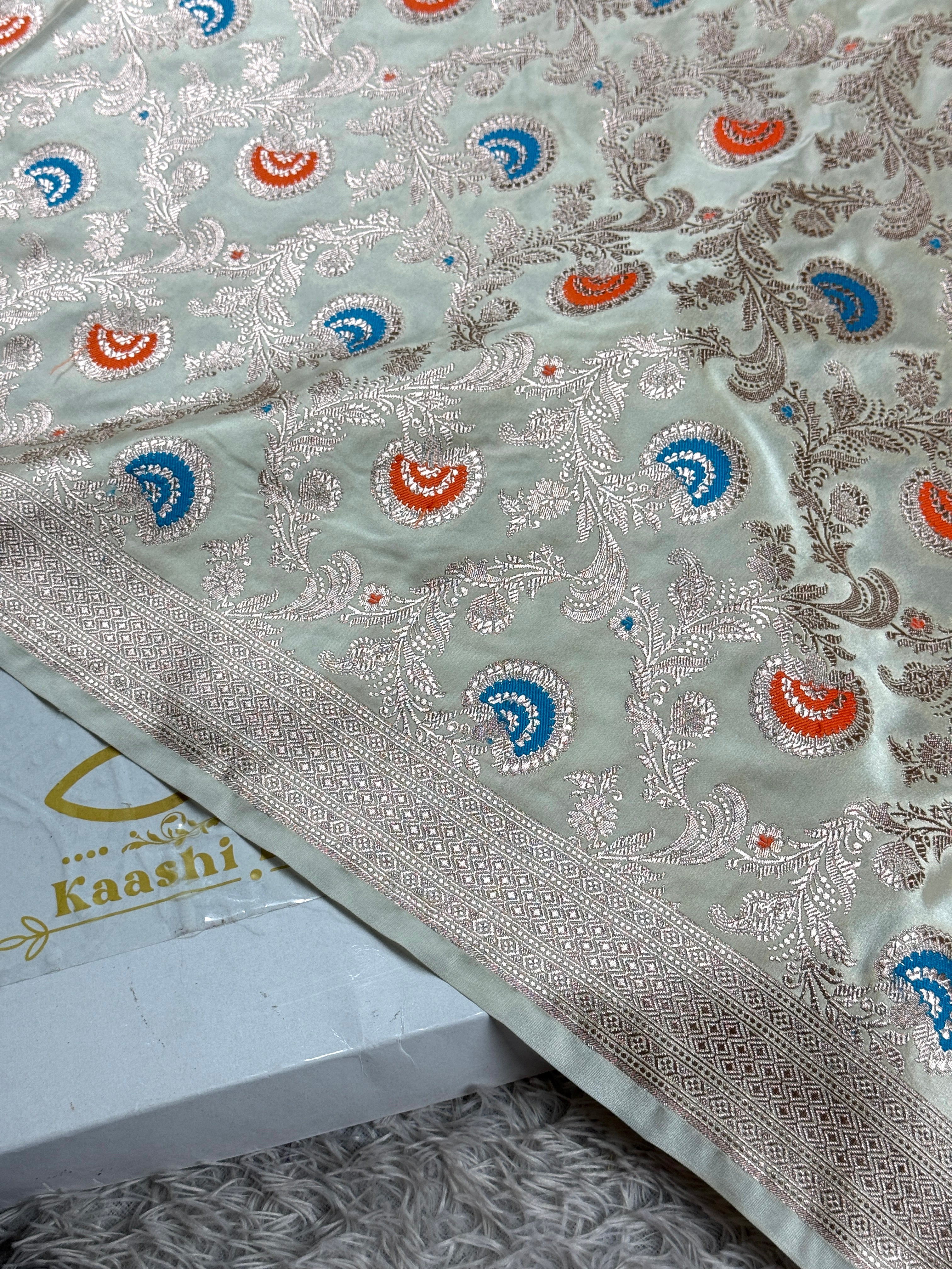 Beige Mashru Kataan Silk Saree with Meenakari Jaal Design & Rich Zari Pallu – MKS635
