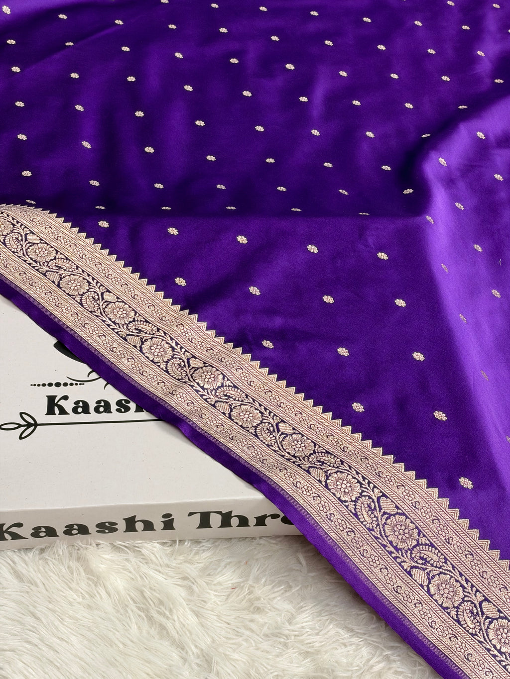 MKS881 – Purple Mashru Kataan Silk Saree with Traditional Border & Rich Zari Pallu