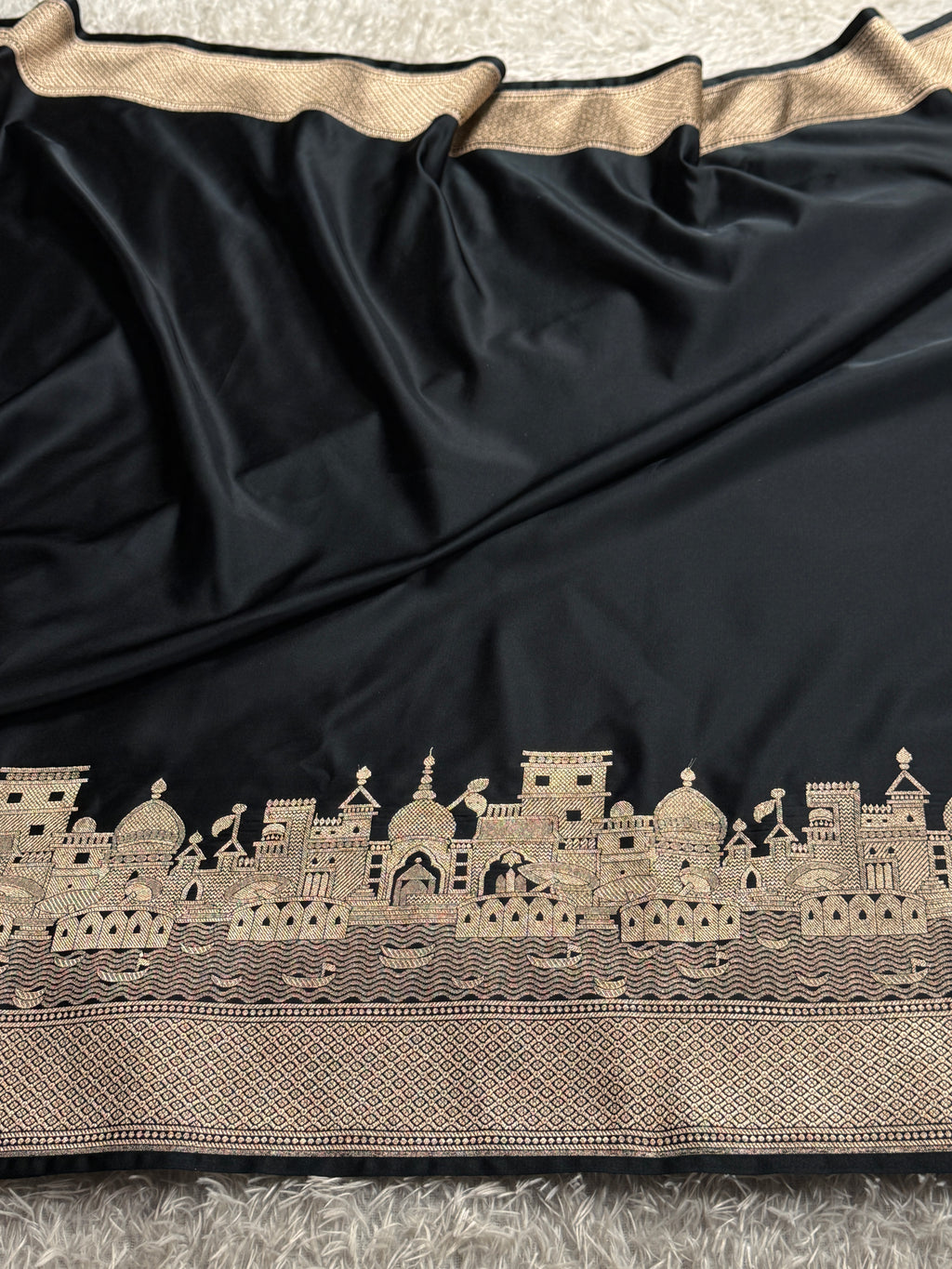 Black Mashru Kataan Silk Banarasi Saree with Ghat Woven Design & Rich Zari Pallu | MKS783