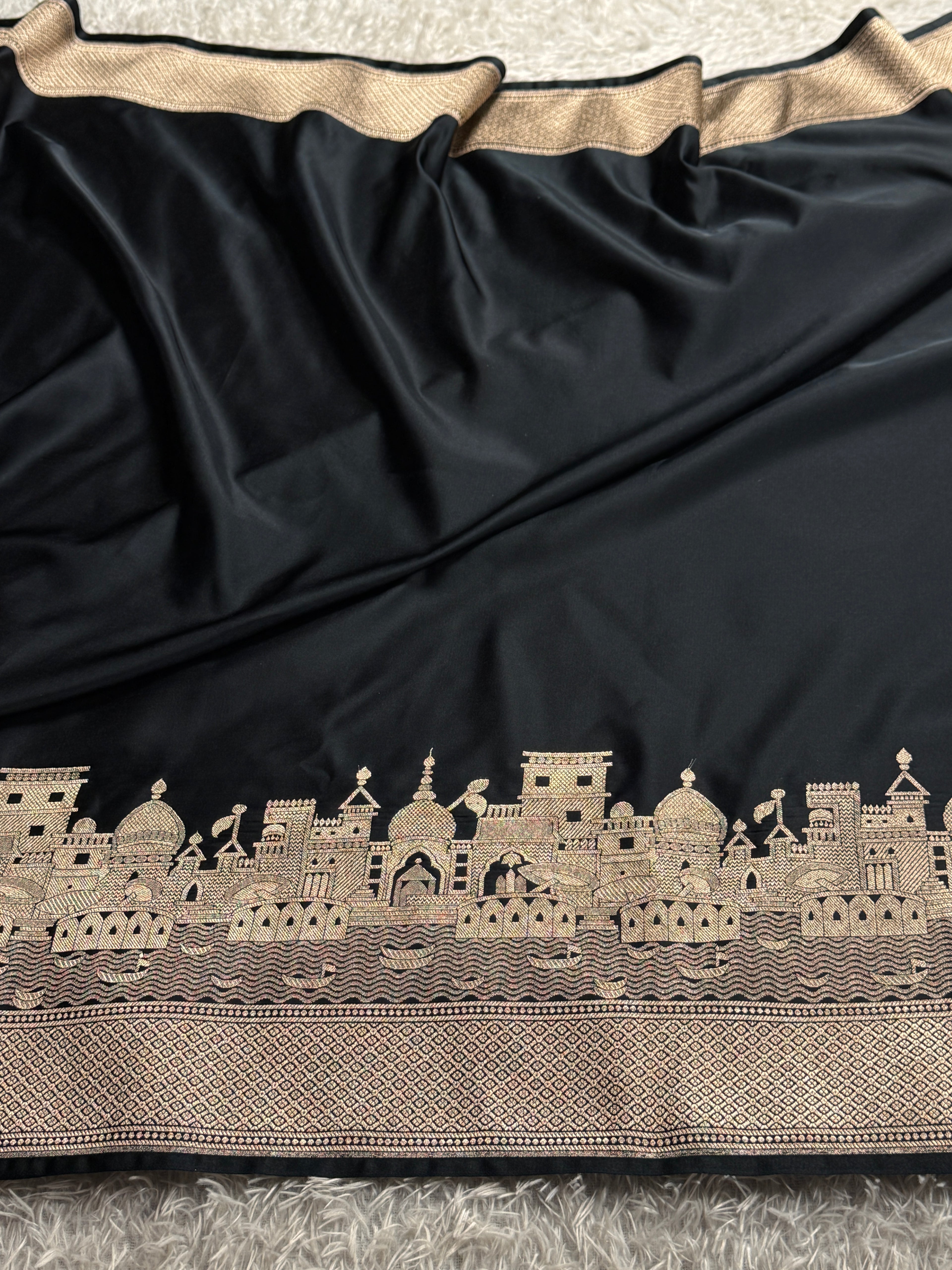 Black Mashru Kataan Silk Banarasi Saree with Ghat Woven Design & Rich Zari Pallu | MKS783
