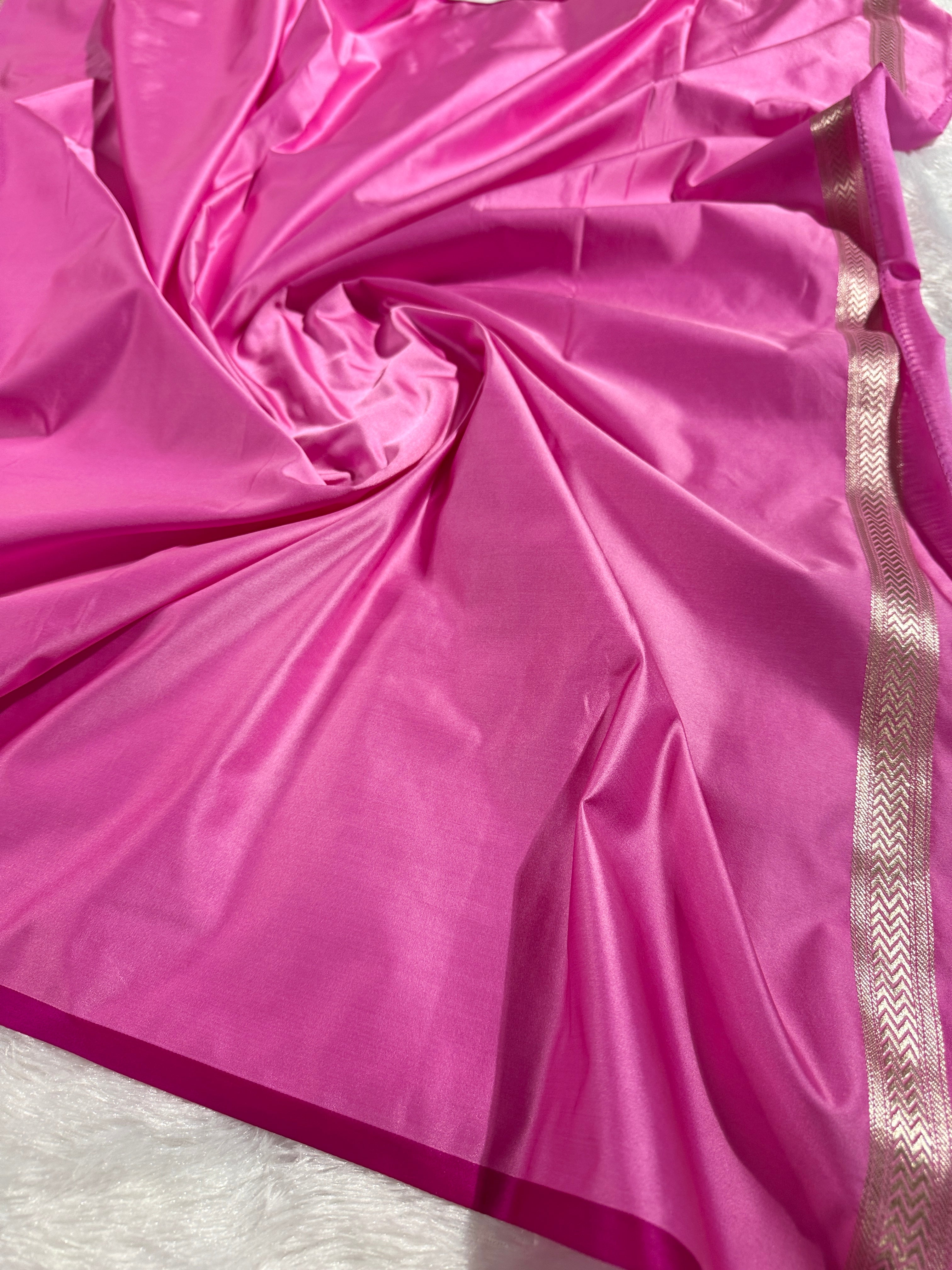 Pink Banarasi Mashru Kataan Silk Saree with Tanchoi Floral Weaving & Fancy Banarasi Border MKS102